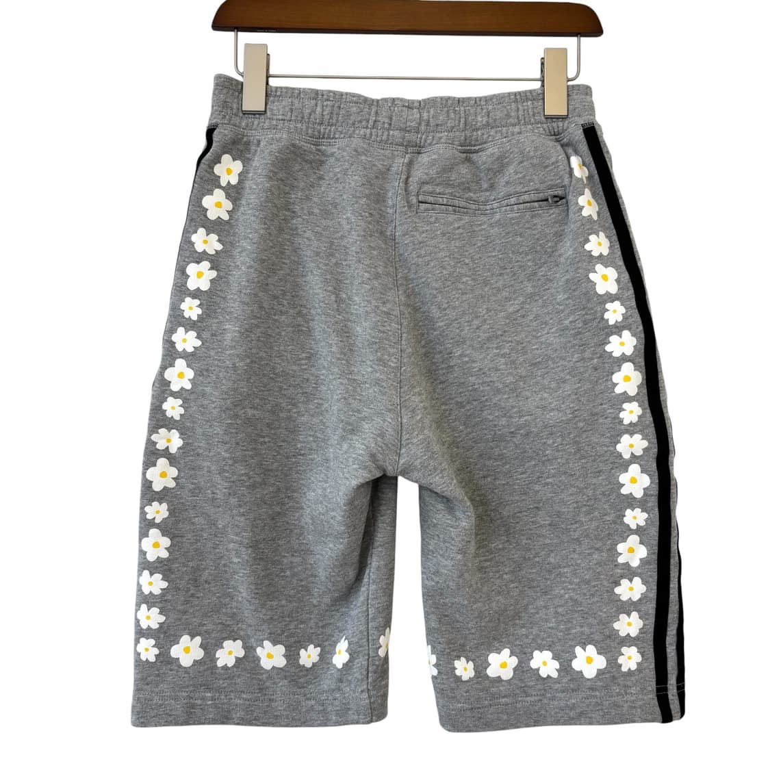 아디다스 퍼렐 윌리엄스 플라워 하프 팬츠 S 상품이미지5