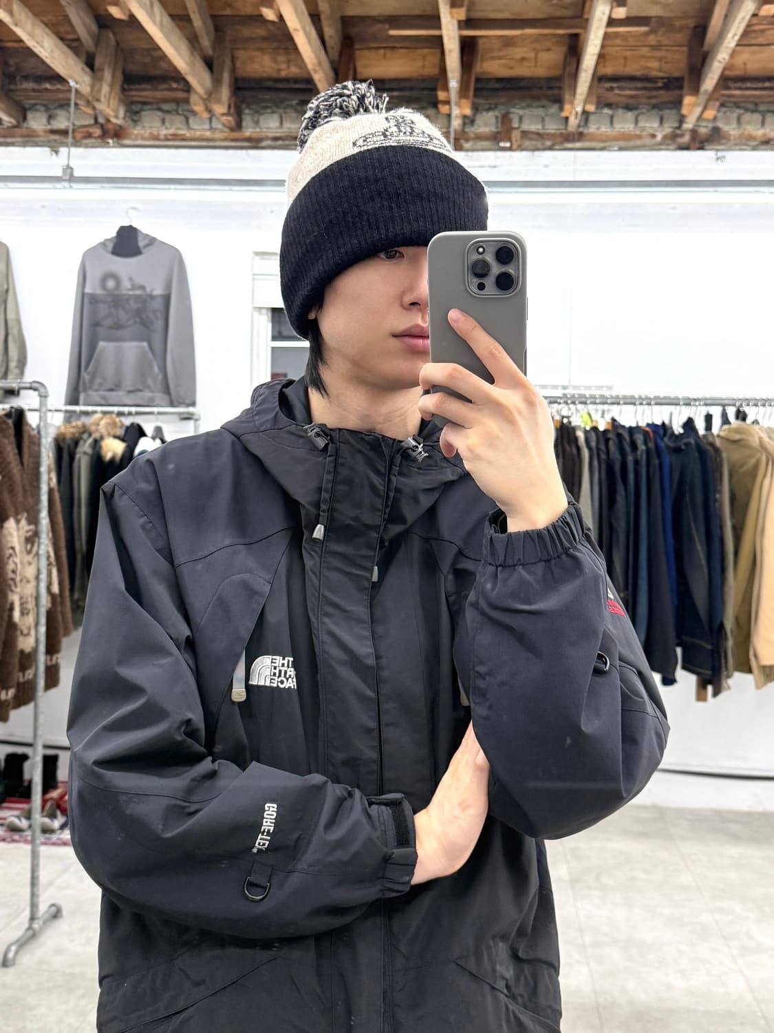 비비안웨스트우드 폼폼 비니 상품이미지4