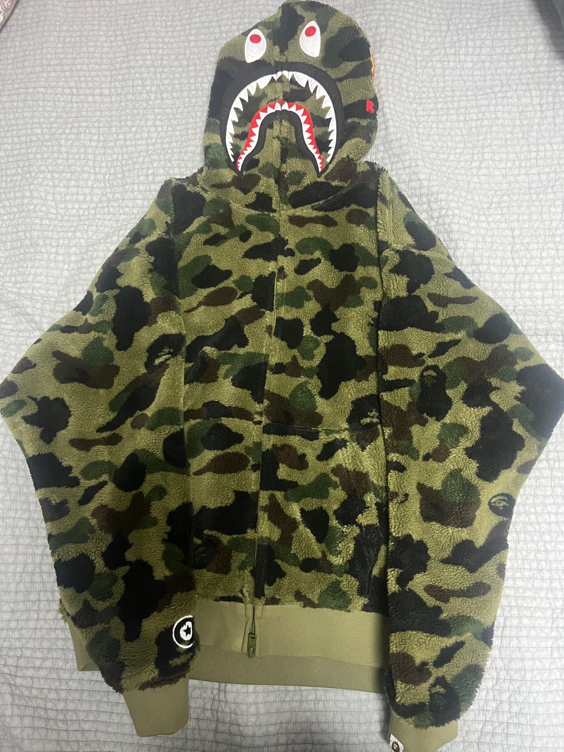 베이프 1ST CAMO 2ND SHARK BOA HOODIE  상품이미지2