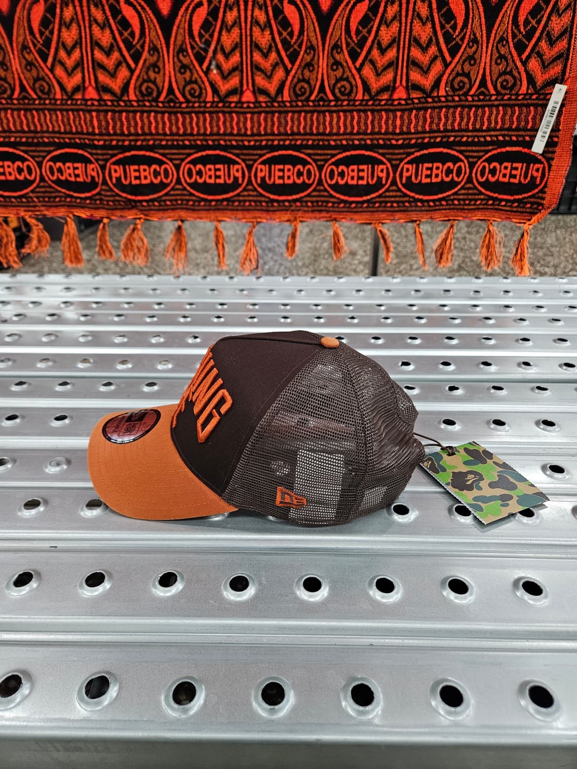 [베이프] nyc logo new era 9forty cap 모자 상품이미지4