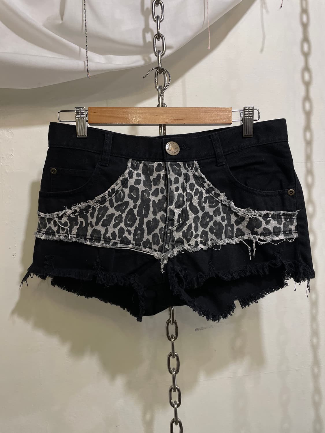 레오파드 패치워크 데미지 블랙 숏팬츠 갸루 펑크 y2k 상품이미지3