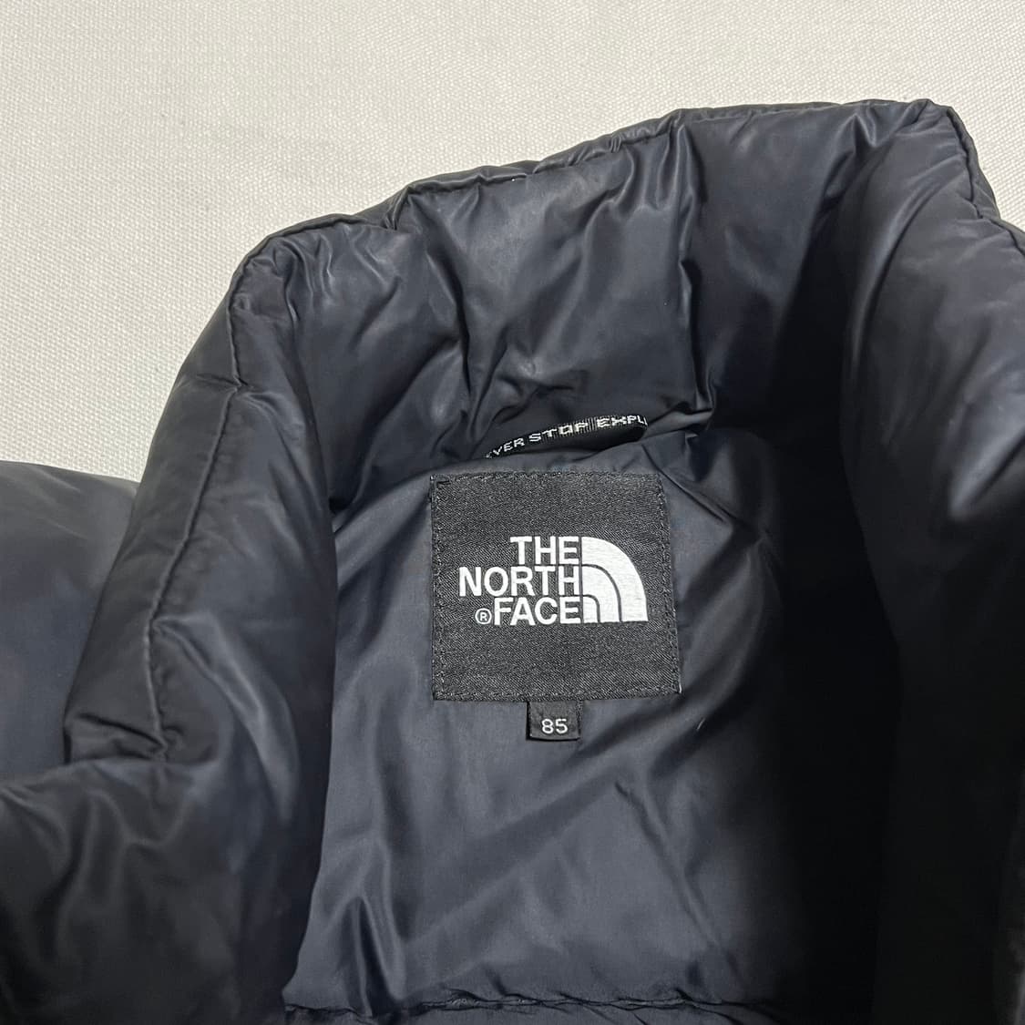 85 노스페이스 눕시 700 구스다운 블랙 패딩 상품이미지4