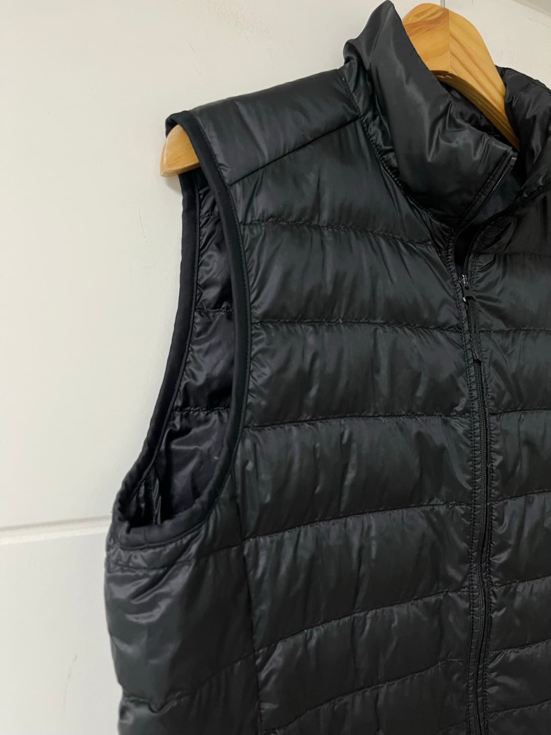 유니클로 경량패딩 조끼 상품이미지4