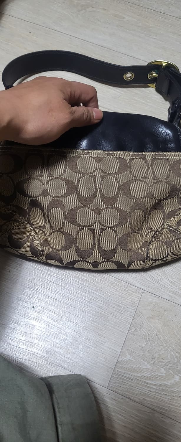 코치 소호 슐더백  상품이미지4