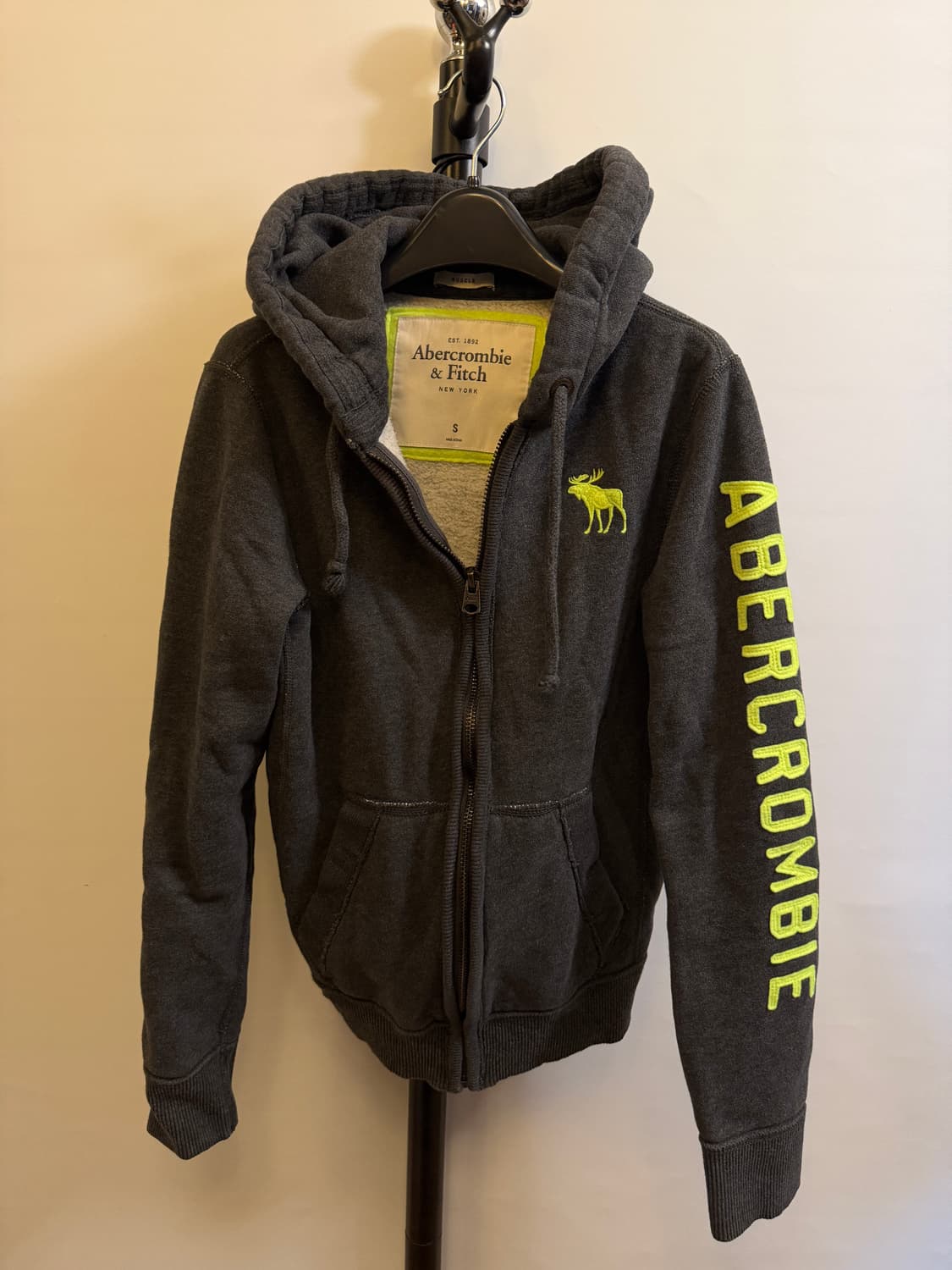 아베크롬비 y2k 사이드레터링 후드집업 상품이미지2