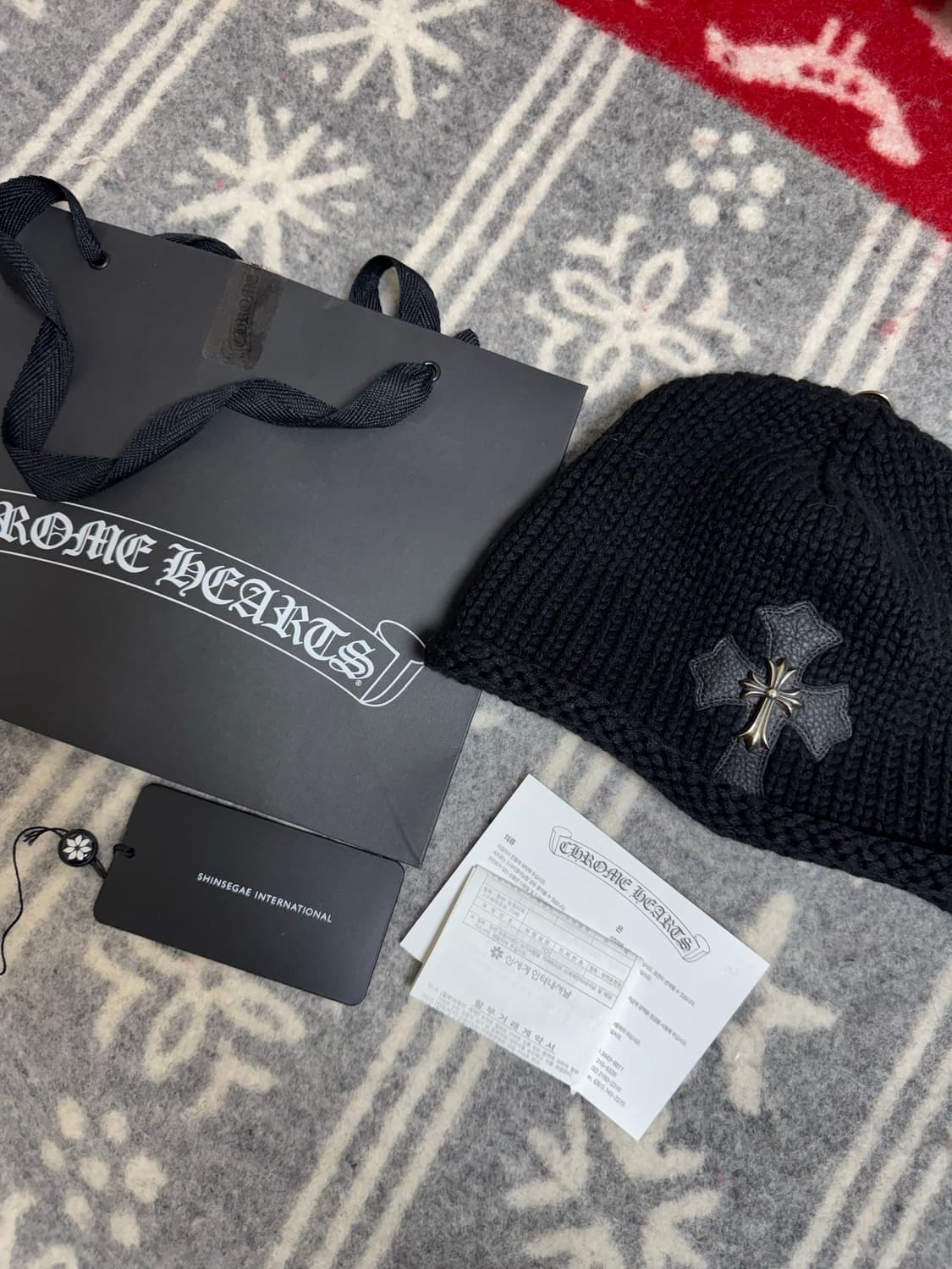 크롬하츠 캐시미어 크로스 패치 참 비니 상품이미지1