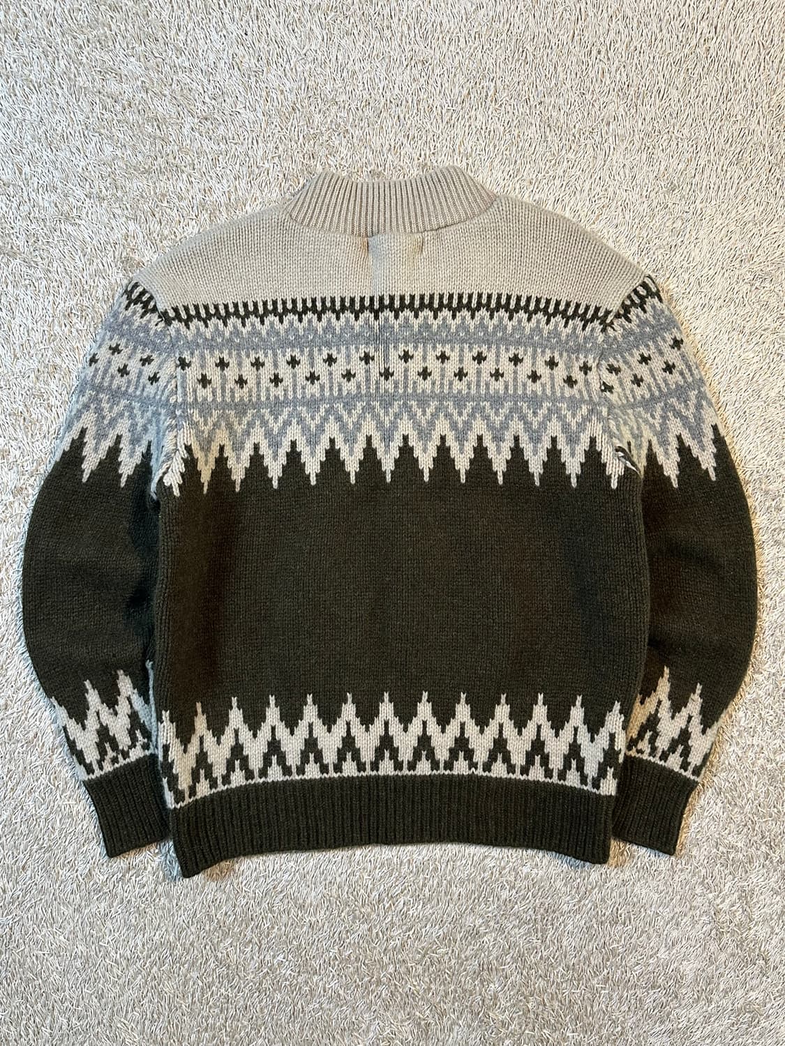 유니폼브릿지 UNIFORM BRIDGE 노르딕 자카드 니트 올리브 상품이미지3