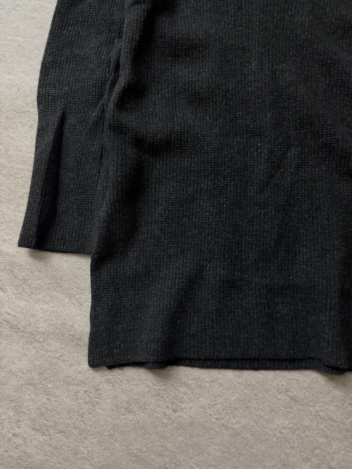 헬무트랭 브이넥 캐시미어 니트 상품이미지5