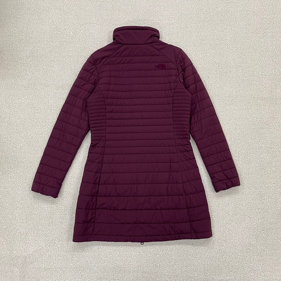 [M] 노스페이스 여성 브이모션 튜브 경량 롱패딩 자켓 4003 상품이미지3