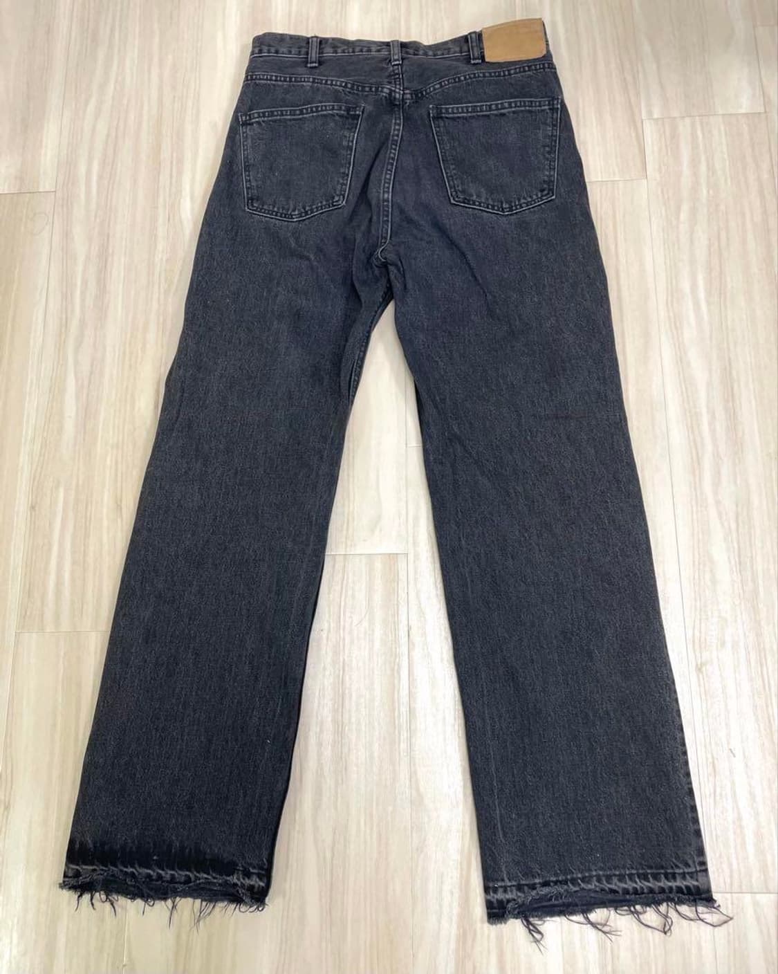 [BTS 뷔님 착용] 셀린느 23ss 차콜워시 웨슬리진 상품이미지7