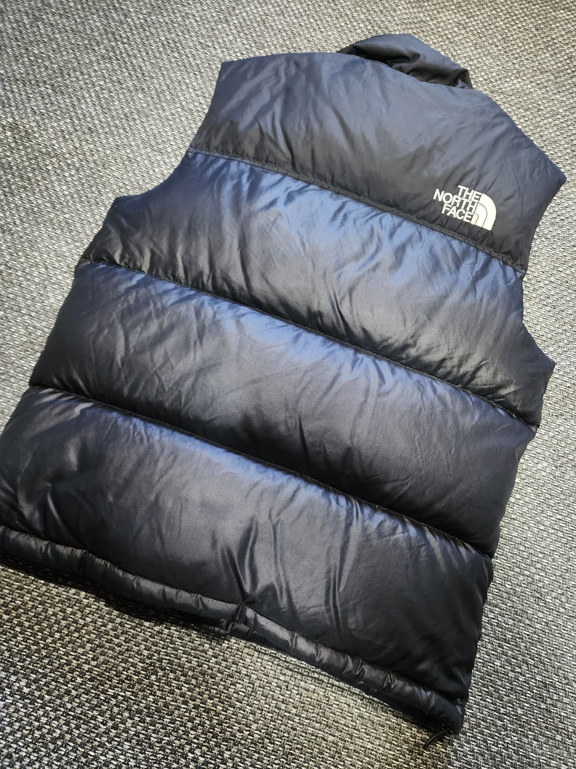 노스페이스 눕시 700 블랙 패딩 조끼   상품이미지10