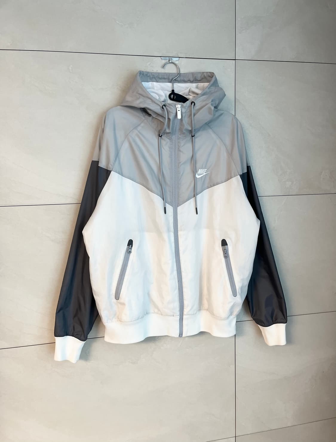 나이키 NSW 윈드러너 바람막이 화이트/그레이 [M/95]  상품이미지2