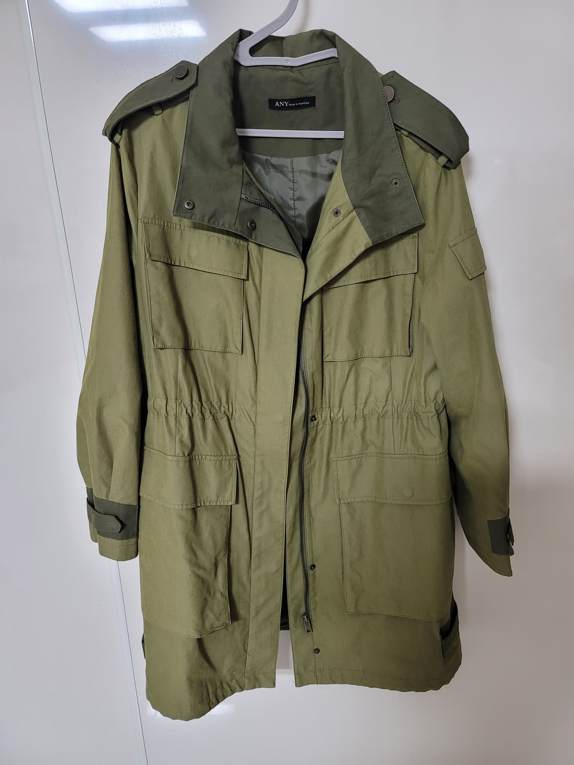 애니 피쉬테일 야상 6사이즈 95정 상태극상

여성 95정

상태극상 상품이미지1