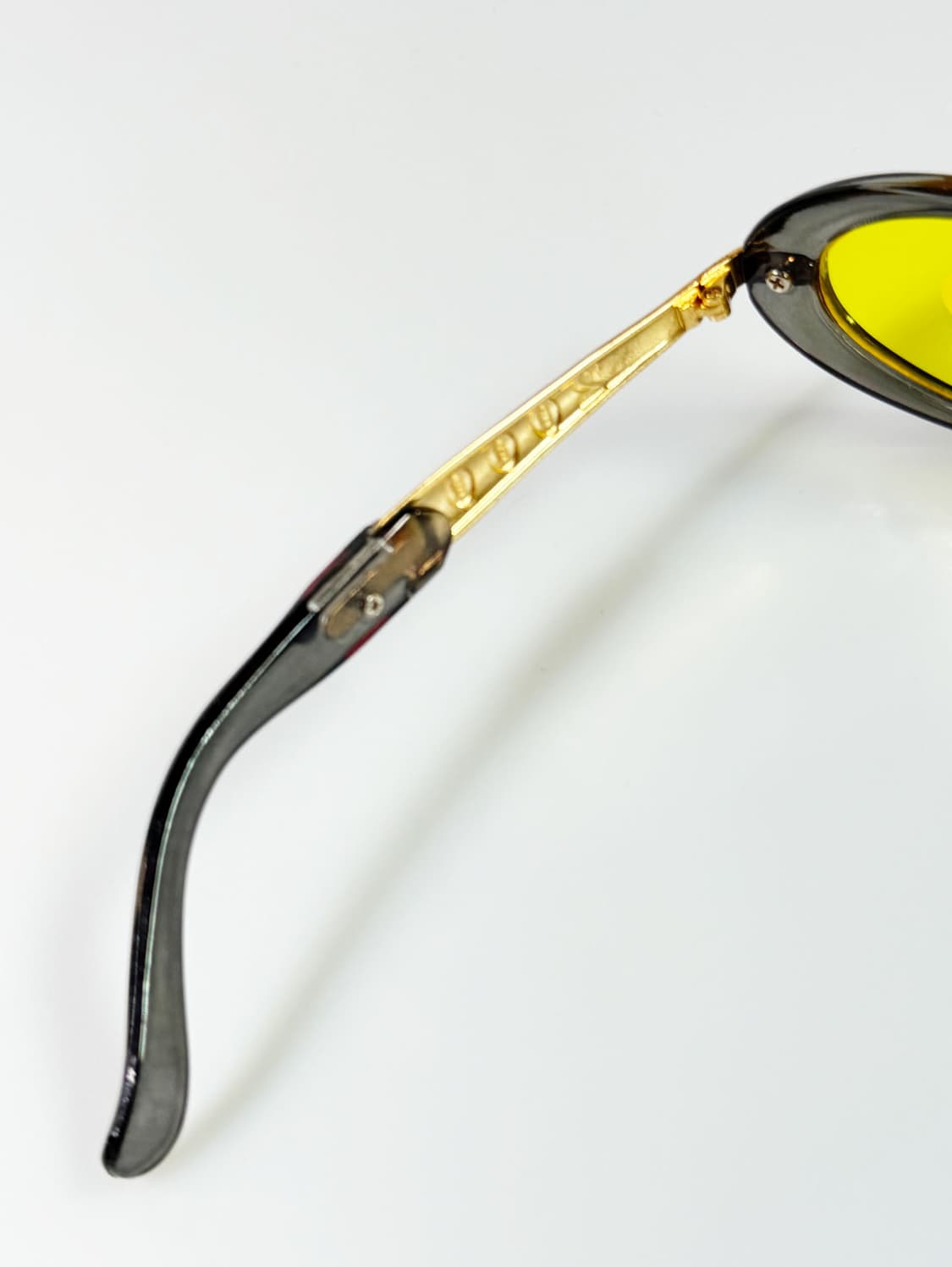 그레이 볼드 오벌 프레임 옐로우 틴트 빈티지 선글라스 상품이미지7