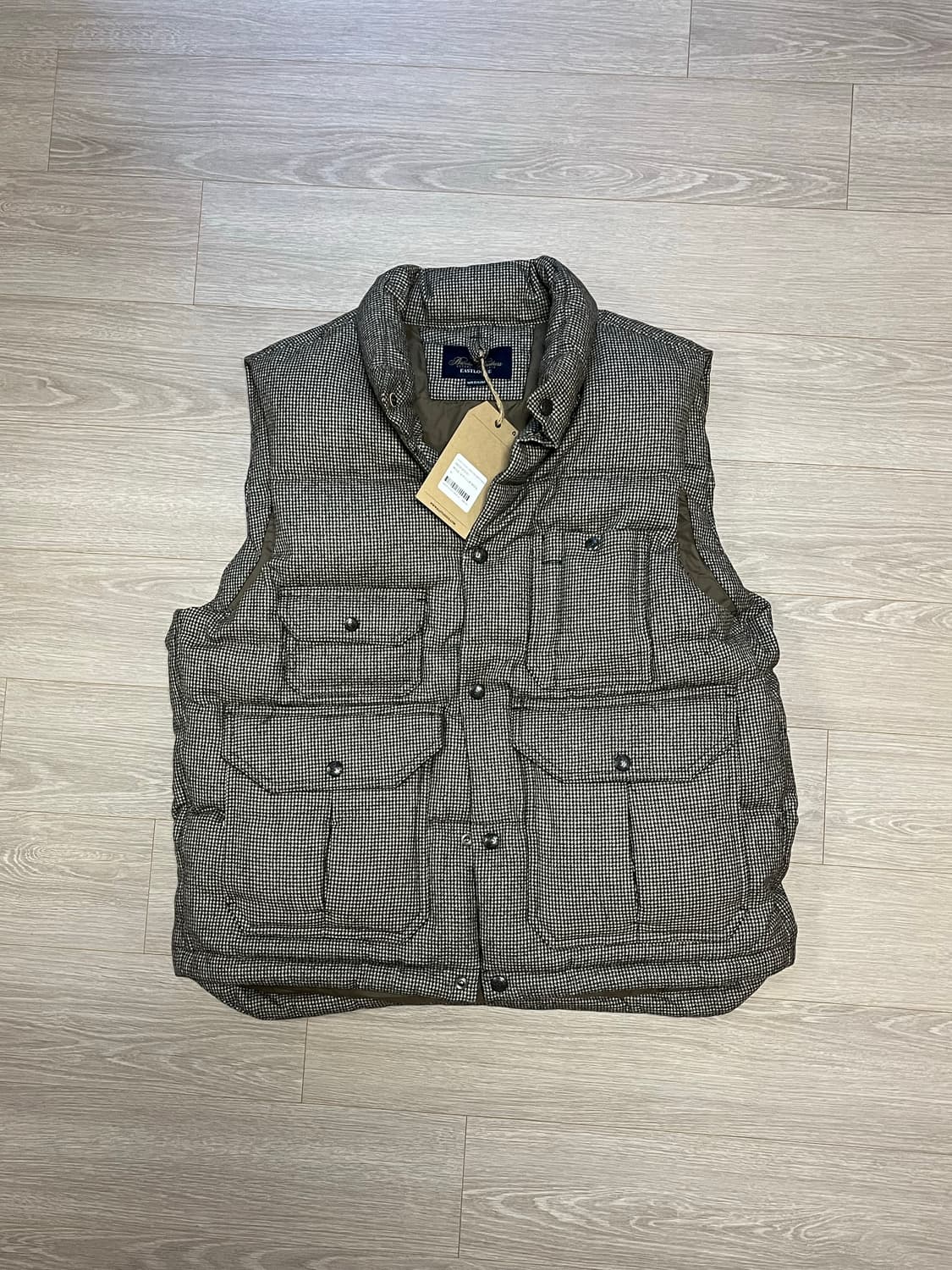 (새상품) 브룩스브라더스 x 이스트로그 구스다운 콜라보 패딩 베스트 상품이미지9