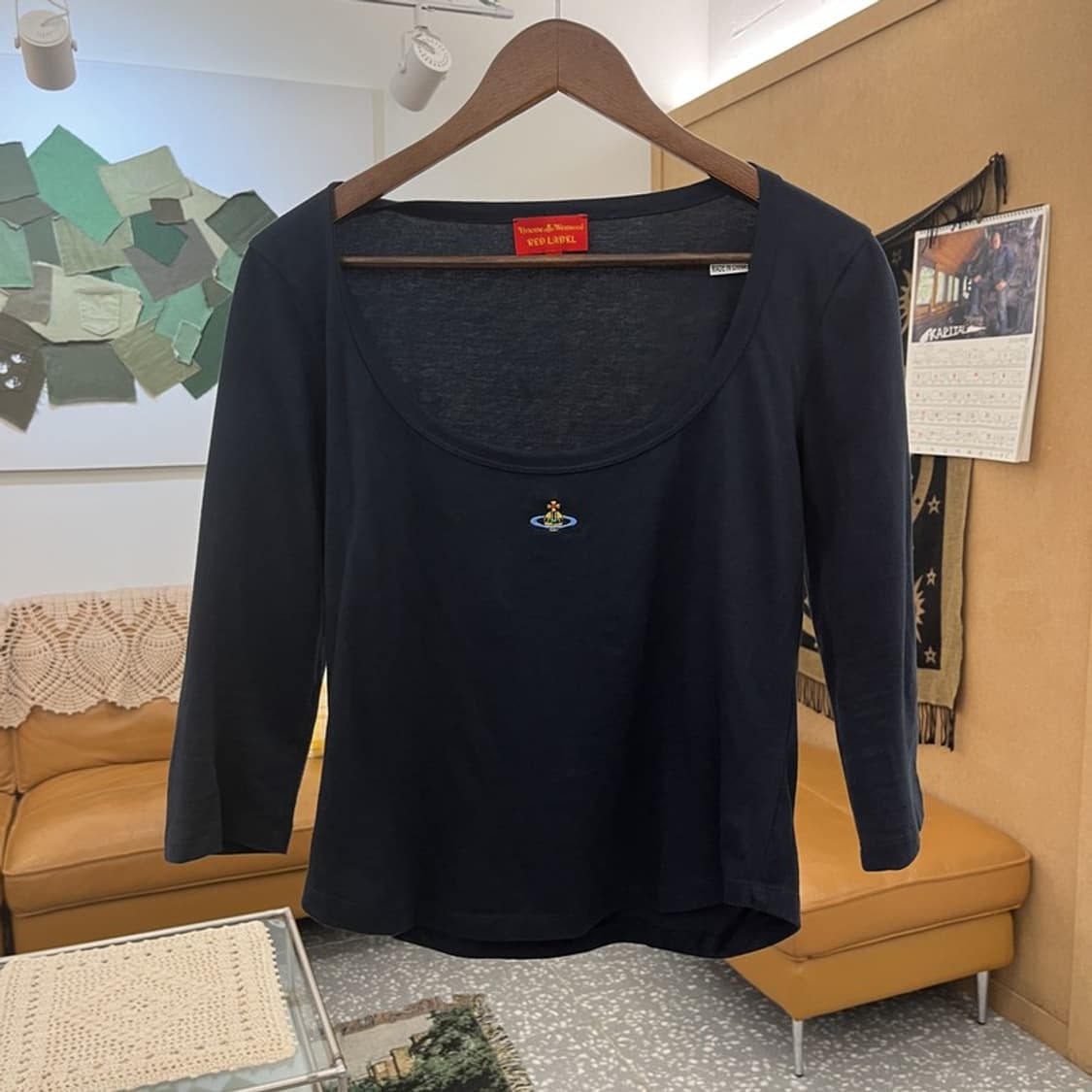 비비안 웨스트우드 레드라벨 자수로고 슬림핏 긴팔티 L C11851 상품이미지3