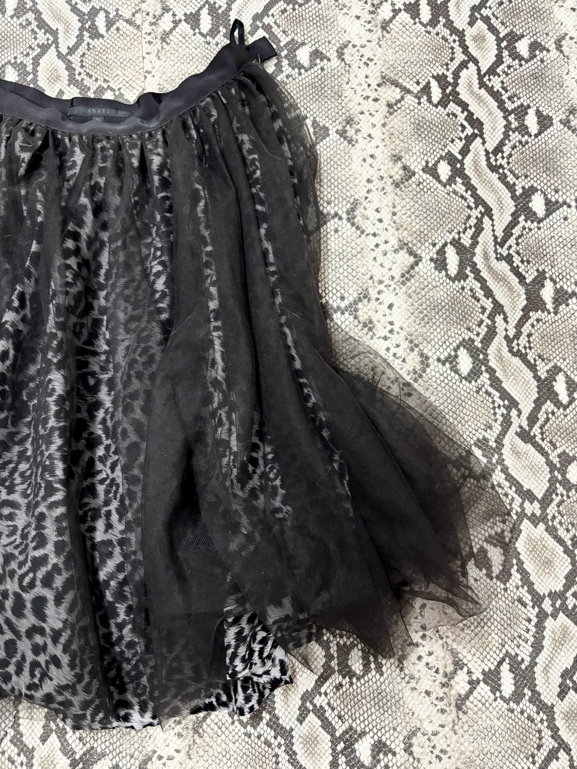 “Vintage” Black Leopard Skirts 상품이미지4