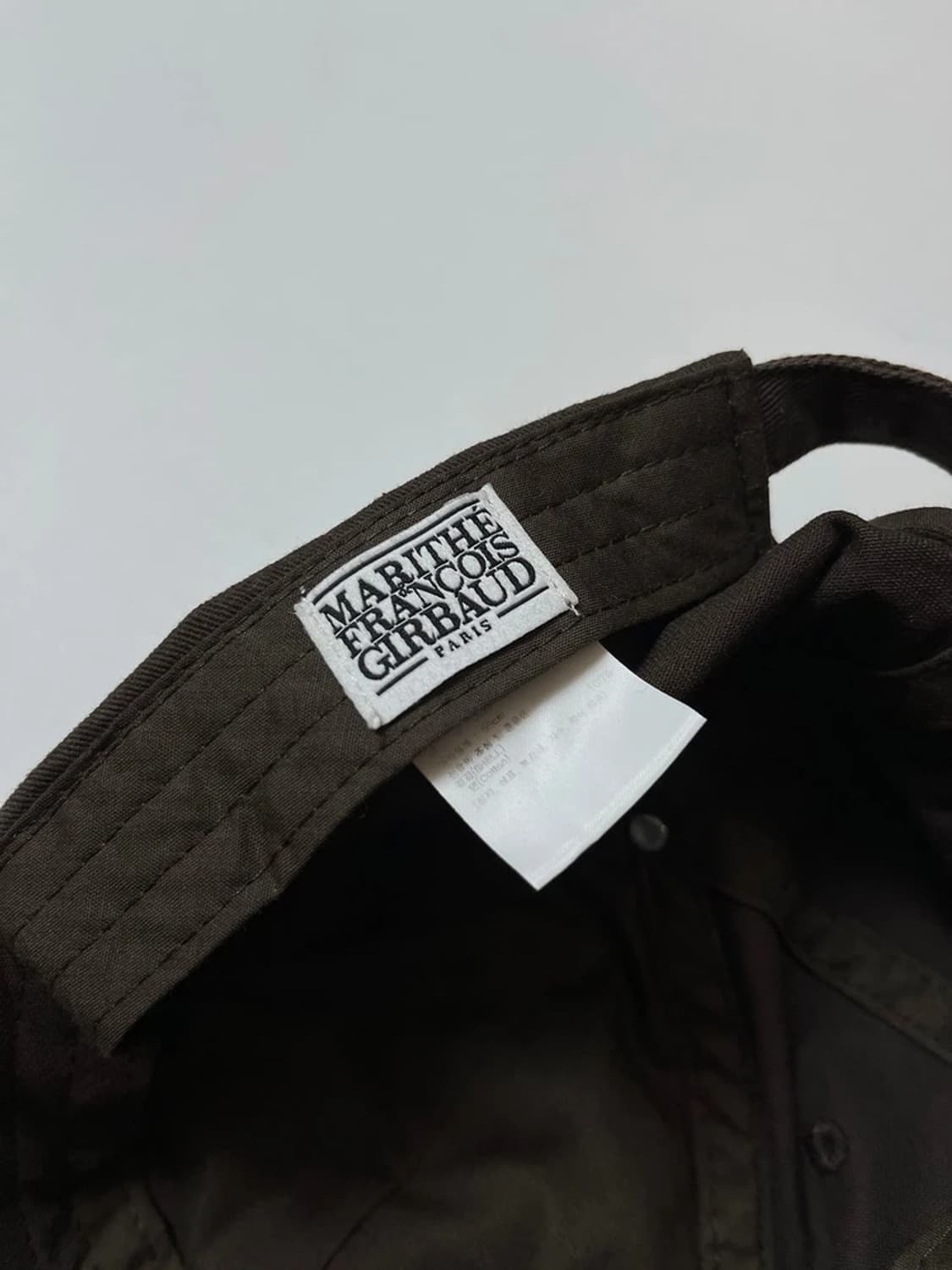 마리떼프랑소와저버 브라운 로고 시그니처 볼캡 Q1367 상품이미지6