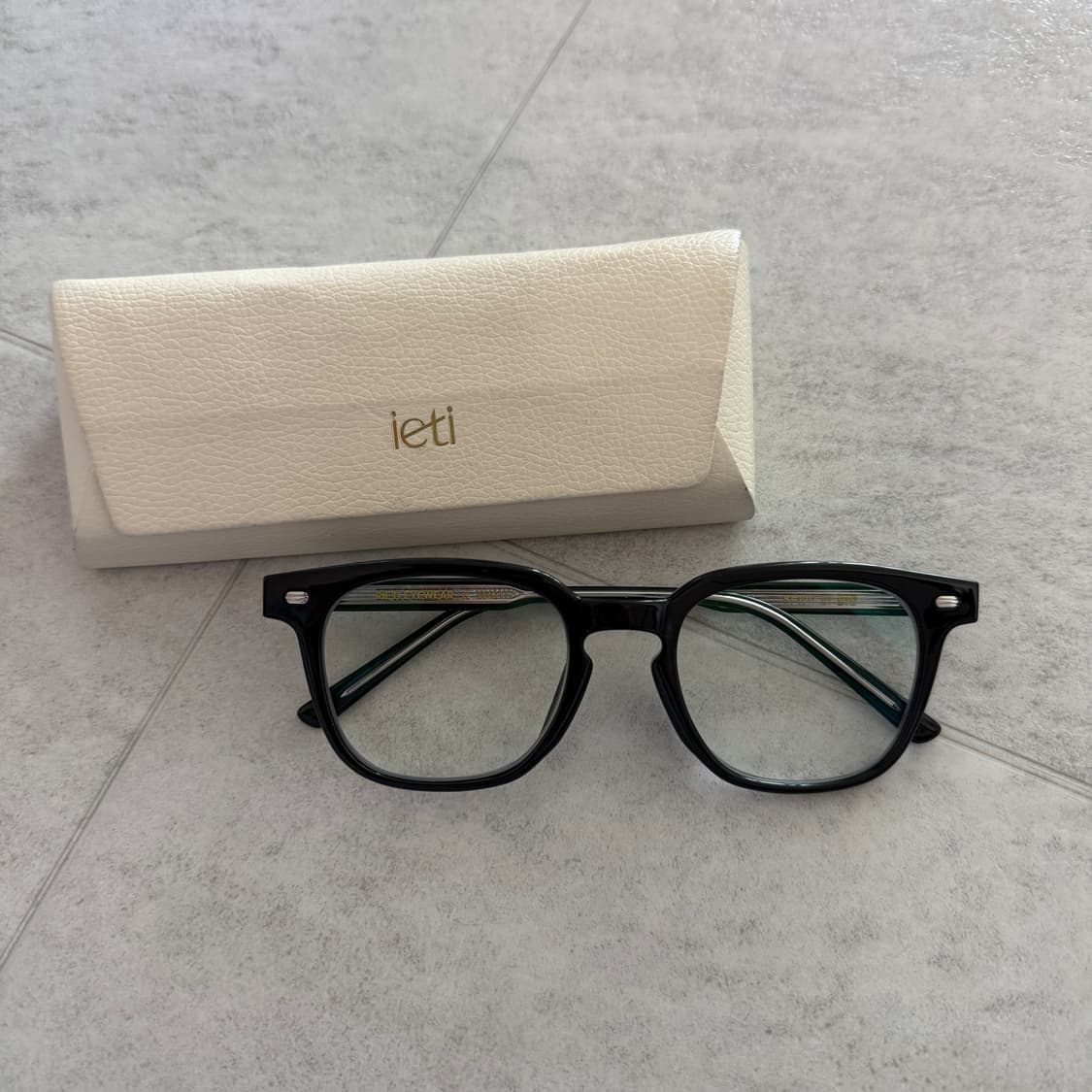 리에티 뿔테 안경  상품이미지4