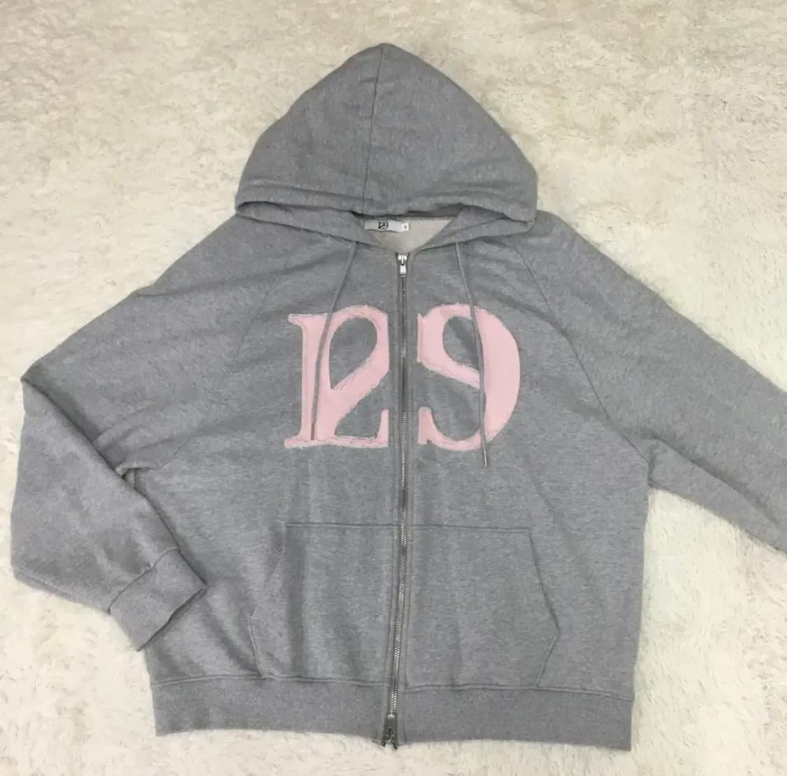 일리고 시그니쳐 후드집업 상품이미지1