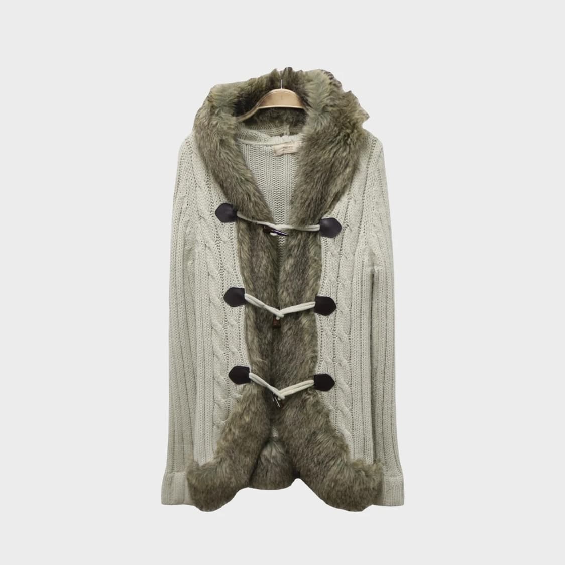 JUICY 퍼 포인트 니트 떡볶이 가디건 63466 상품이미지1