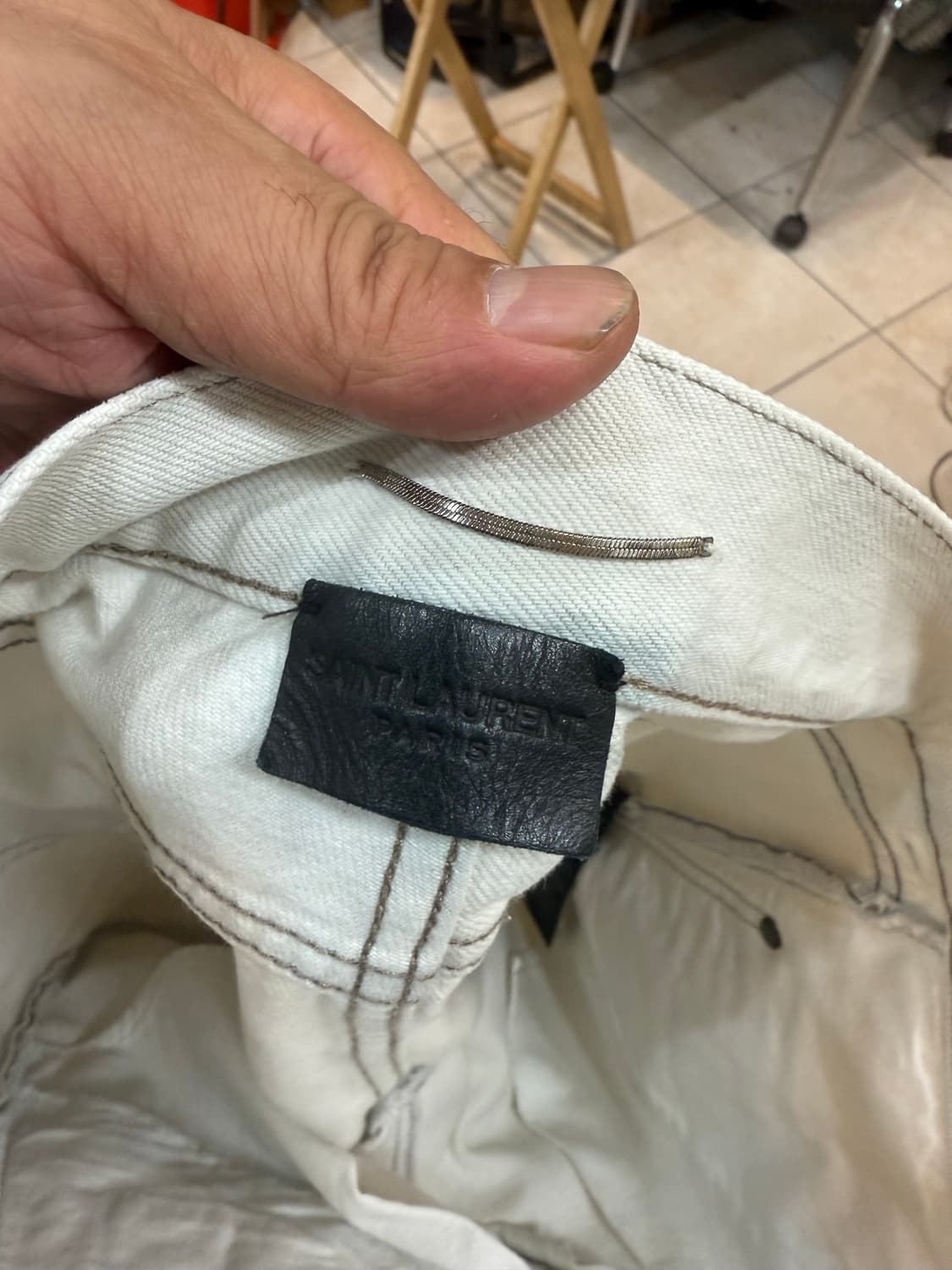 32-33 정품 생로랑 데님팬츠 팝니다 상품이미지3