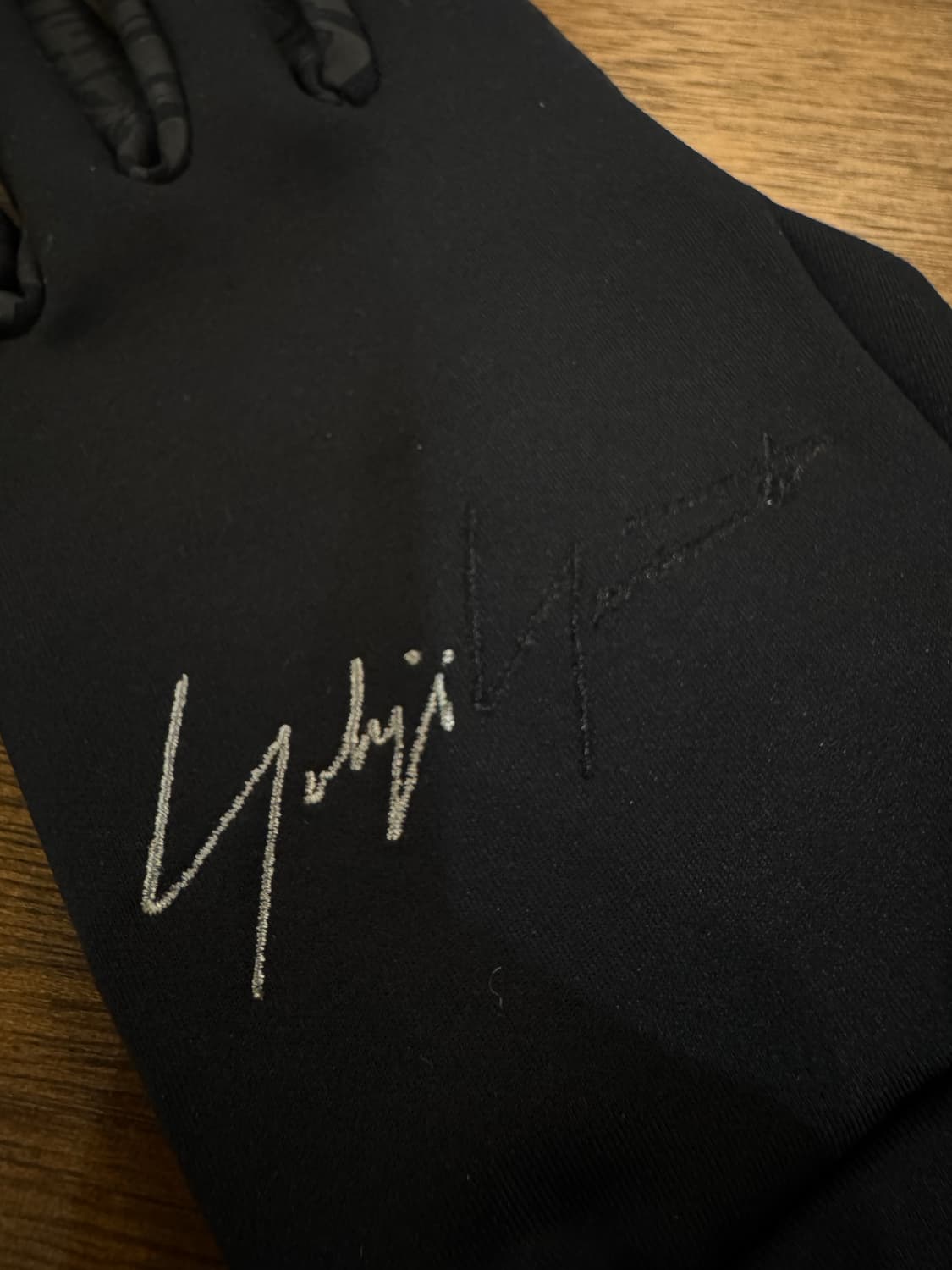 [L] 요지 야마모토 x 뉴에라 플리스 글러브 블랙 상품이미지3