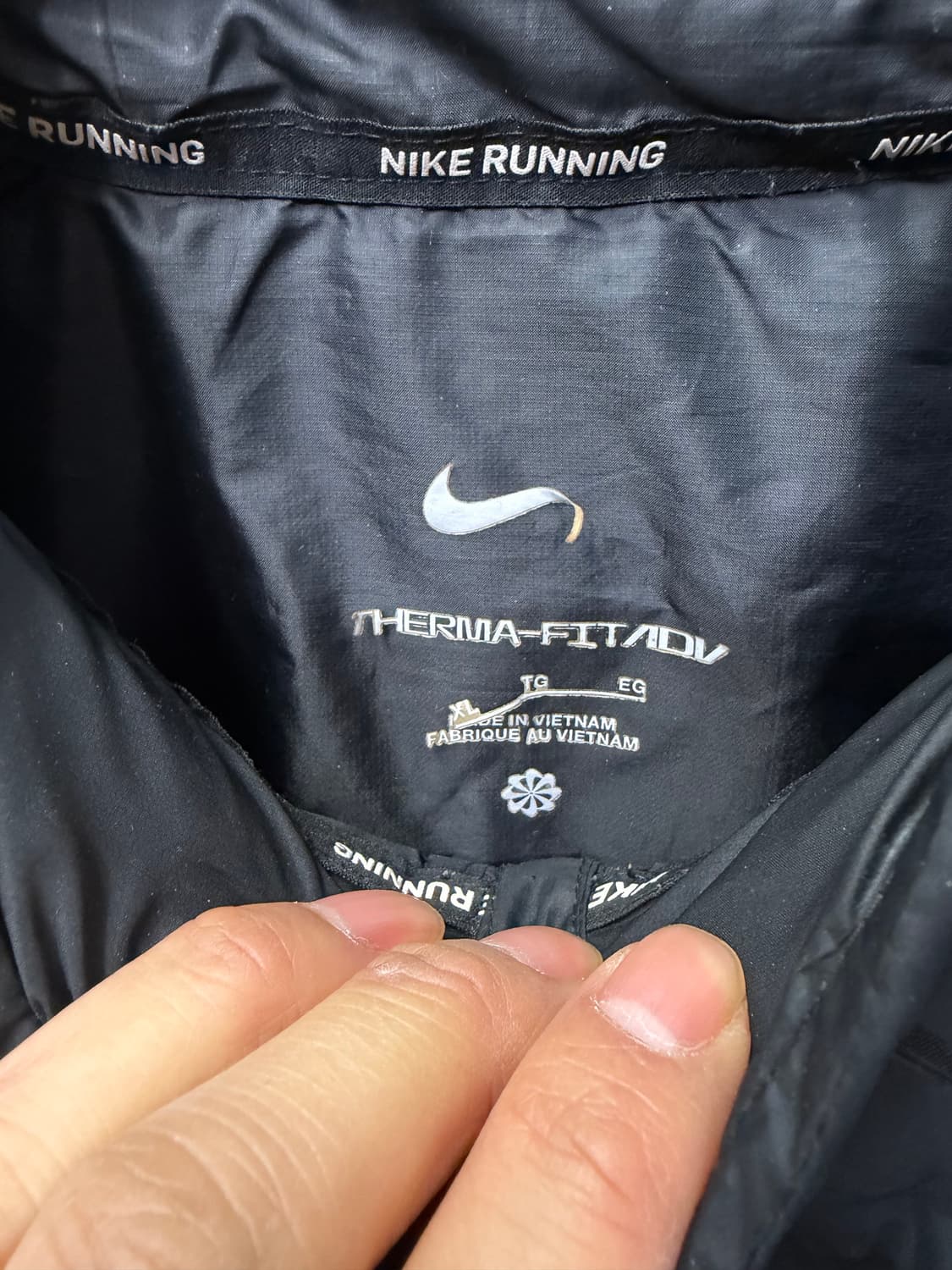 정품) 나이키 러닝 남성 패딩 블랙 후드 XL 상품이미지7