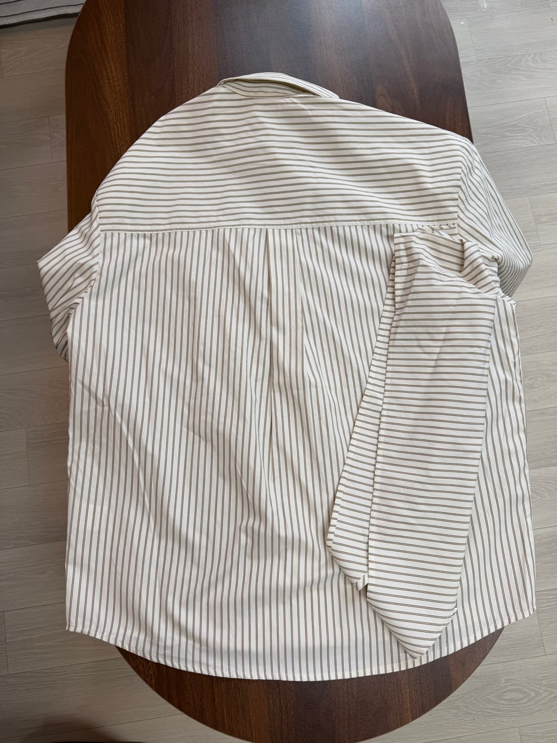 스트라이프 셔츠 스카프 세트 새상품 상품이미지3