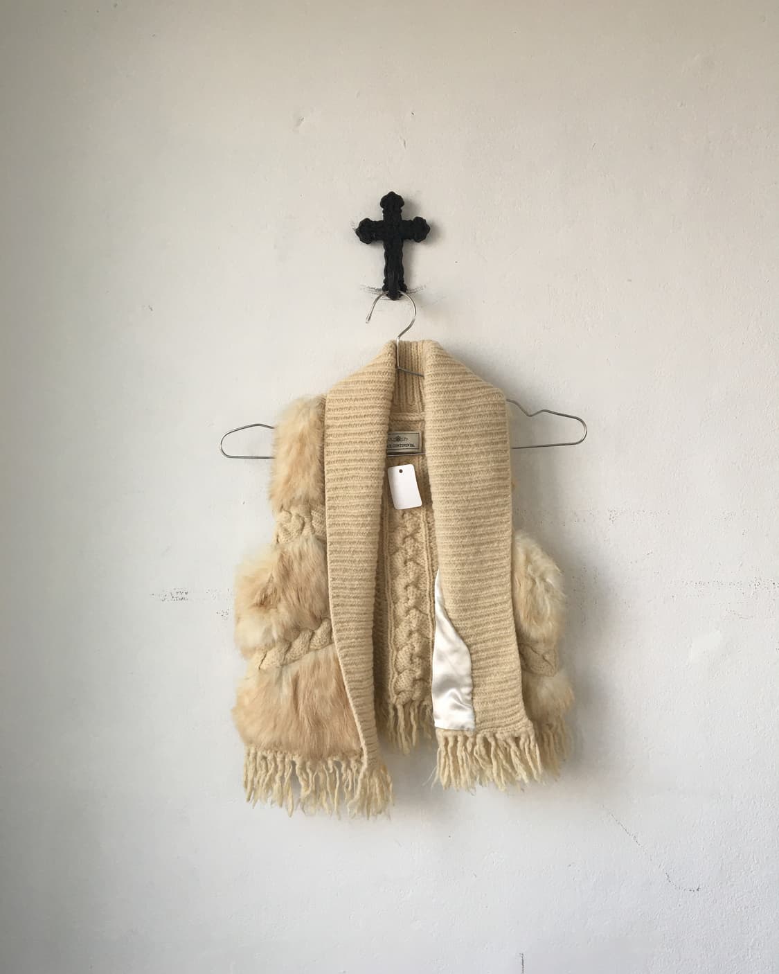 Fur trimming fringe open vest 상품이미지1