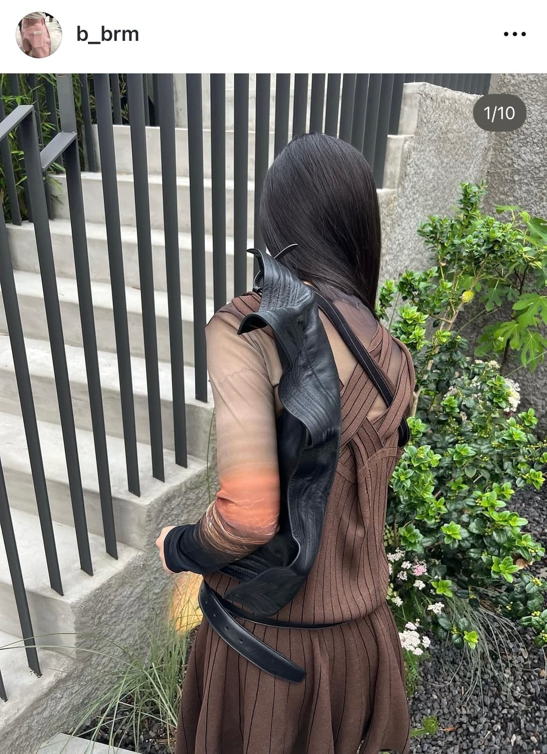 yproject 와이프로젝트 와이어 클러치 숄더백 상품이미지4