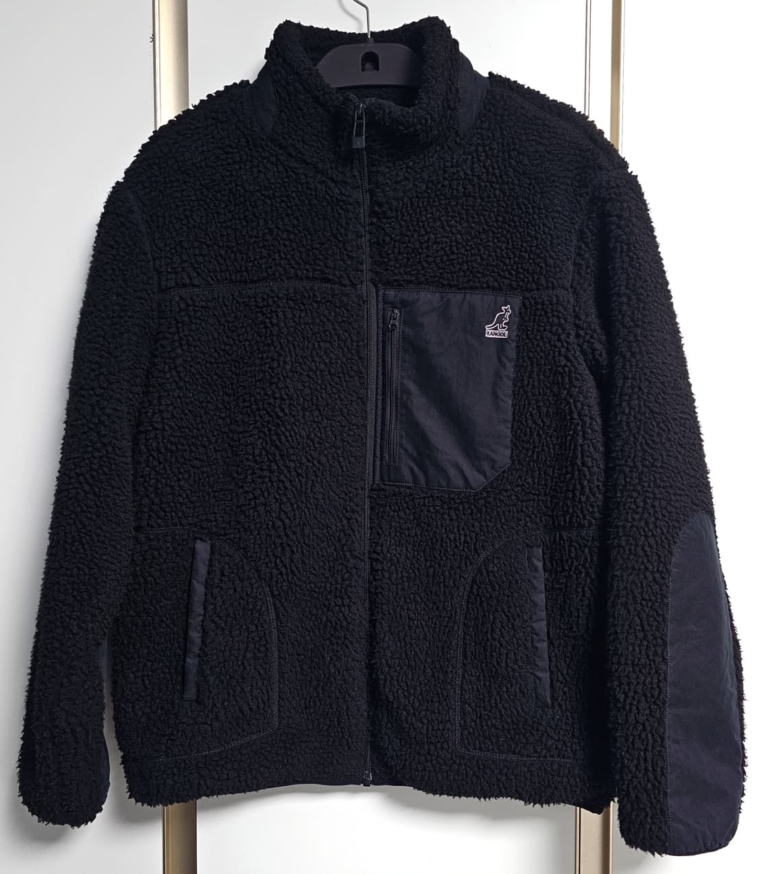 캉골 검정색 뽀글이 플리스 자켓 상품이미지1