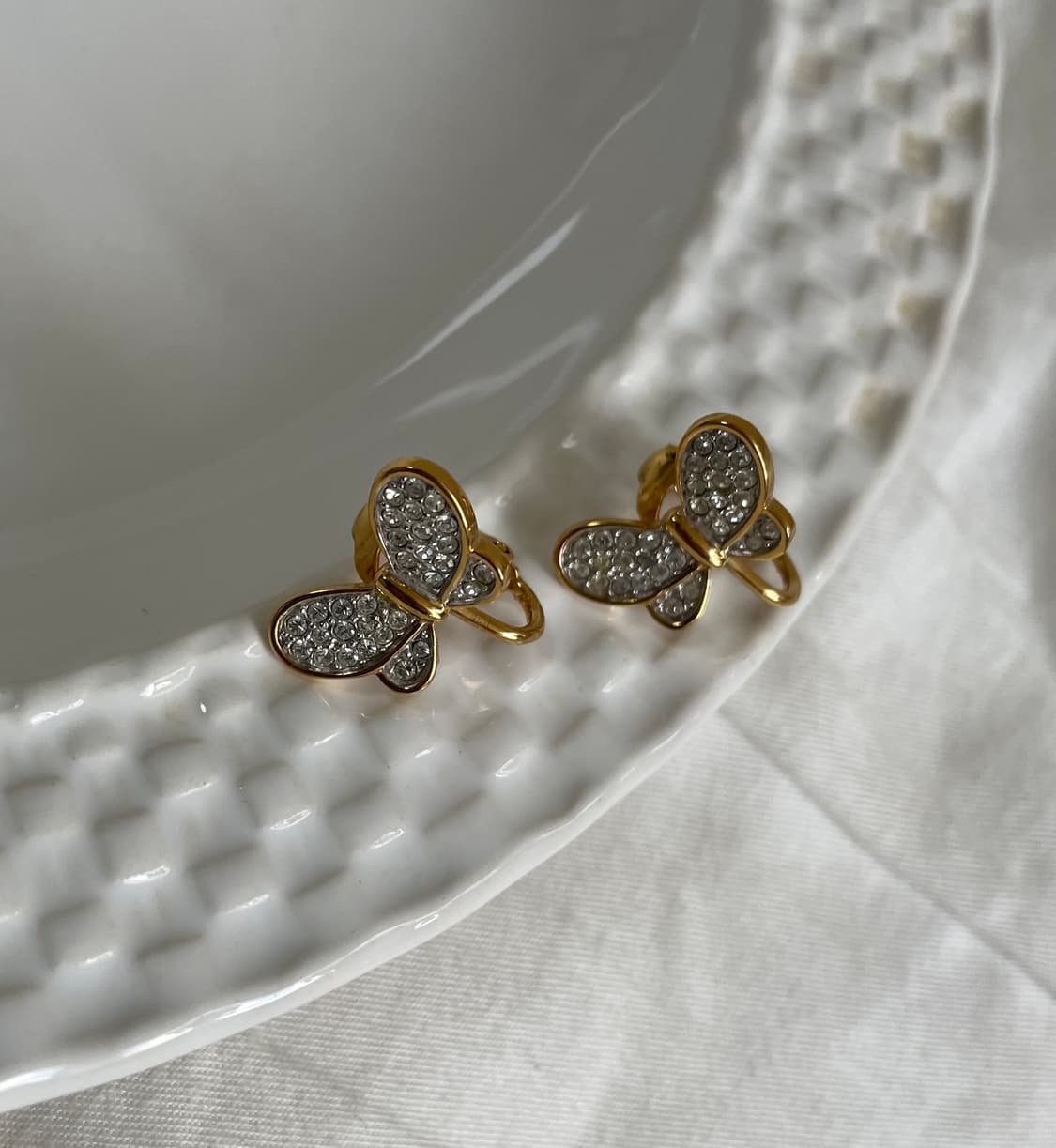 스와로브스키 정품 버터플라이 크리스탈 옐로골드컬러 귀걸이 클립형 상품이미지1