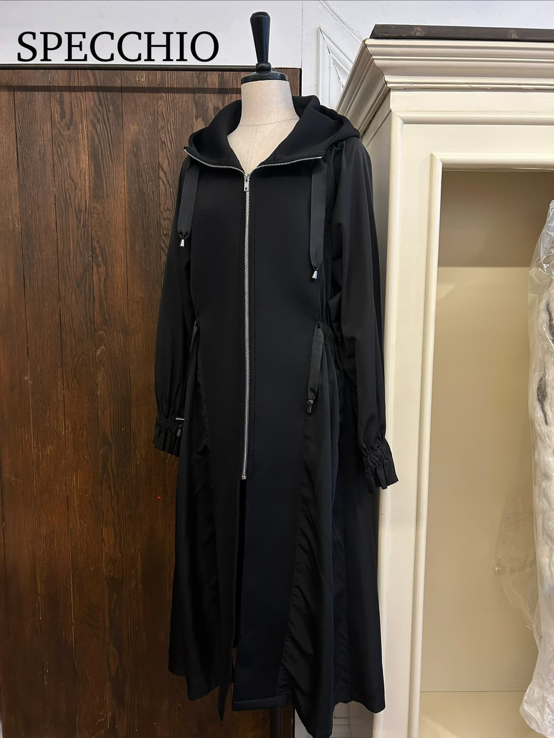 스피치오 정품 블랙 후드코트 상품이미지1