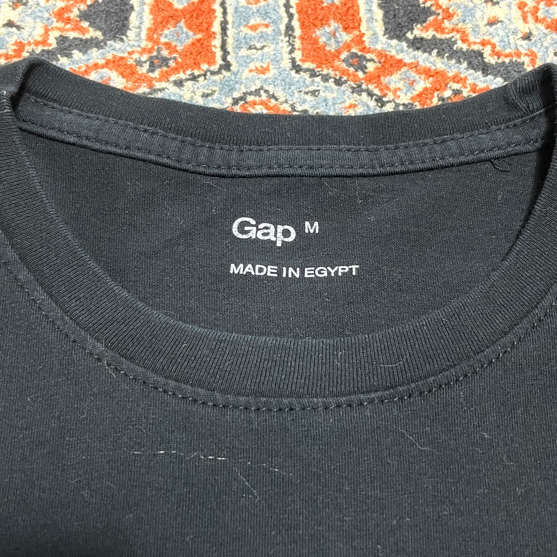 갭 스펠로고 블랙 반팔티셔츠 남성M 상품이미지4