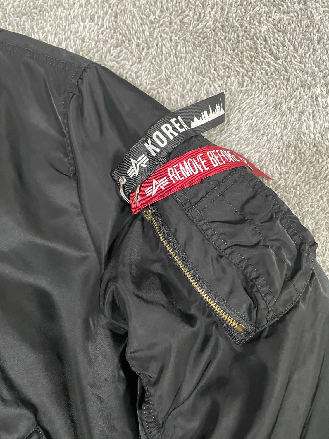 알파인더스트리 플라이트 MA-1 블랙 봄버 자켓 상품이미지3