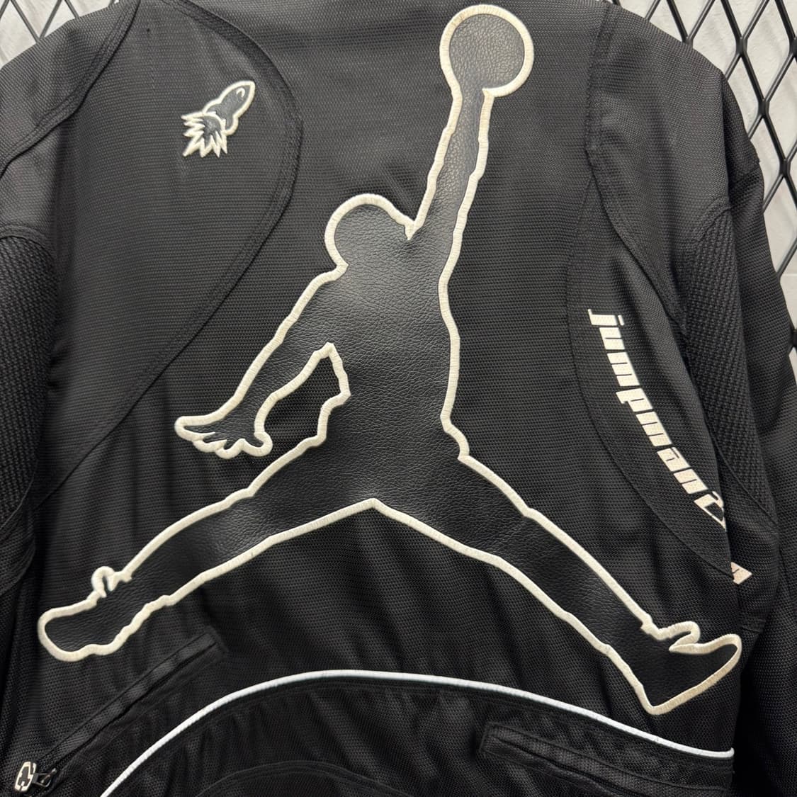 00s 조던 모터스포츠 레이싱 자켓 패치워크 디테일 블랙 상품이미지7