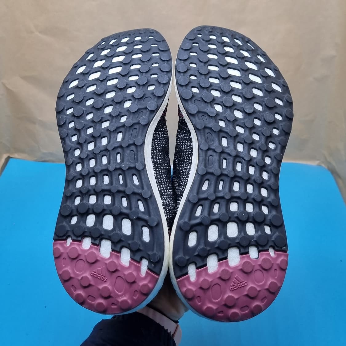 아디다스 퓨어부스트 엘레먼트 여성운동화240  상품이미지3