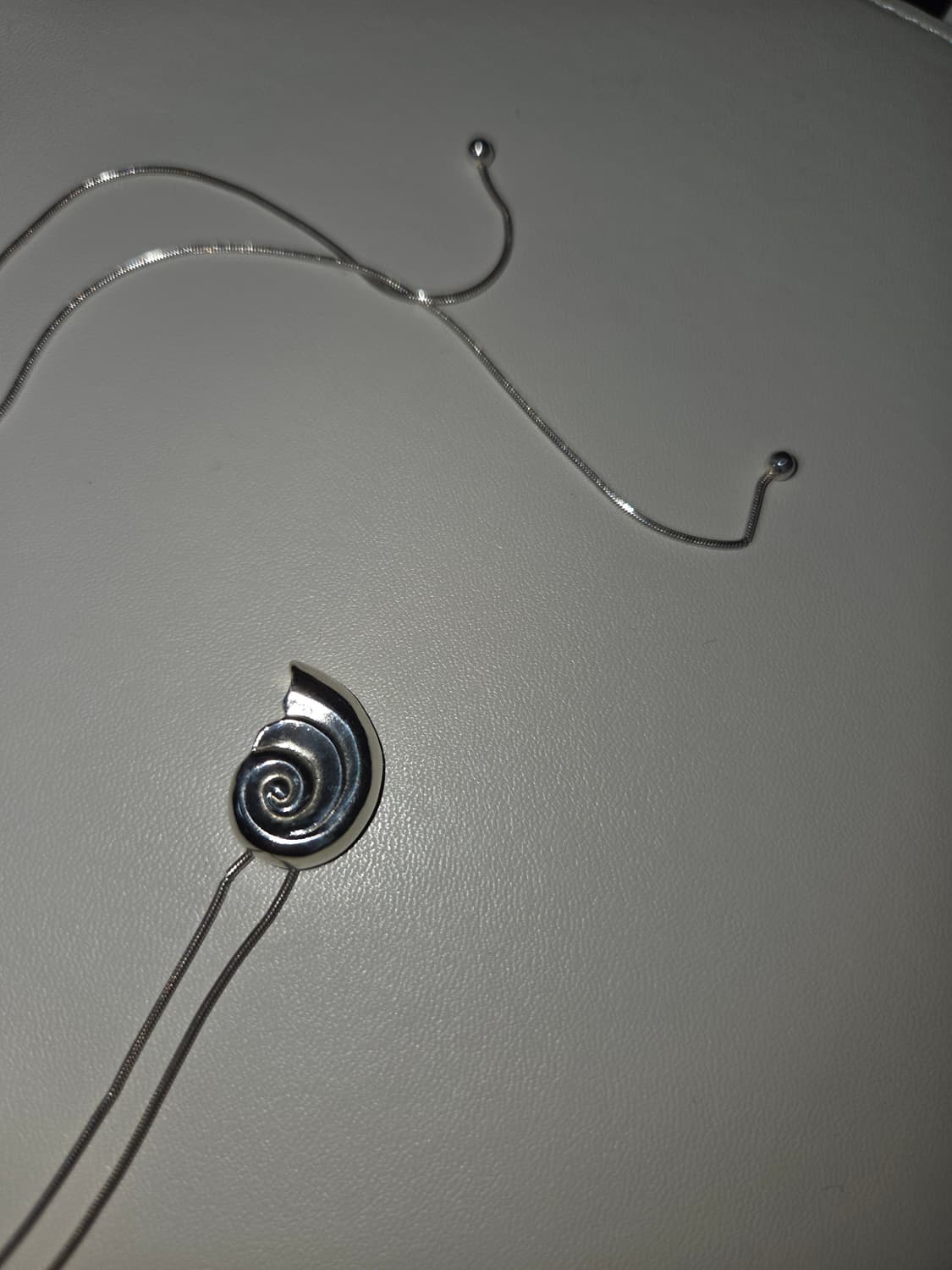 시네스테틱 피시스 shell necklace 02  상품이미지6