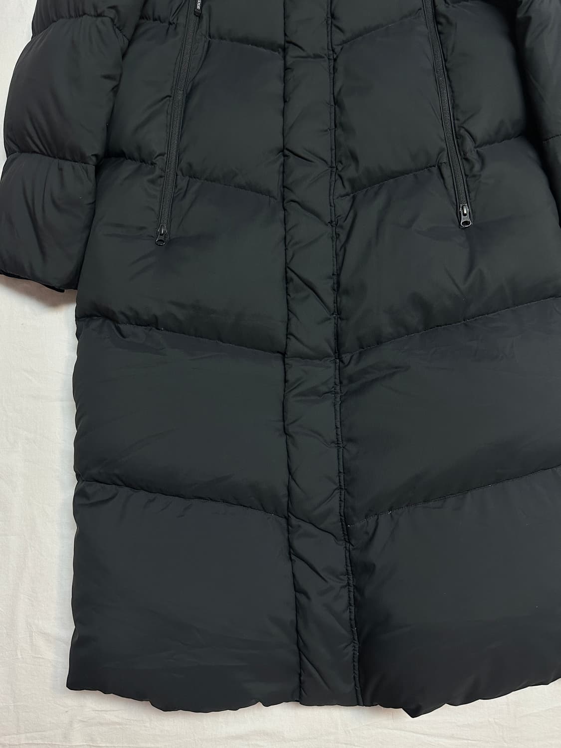 데상트 남성 구스다운 롱패딩 상품이미지3