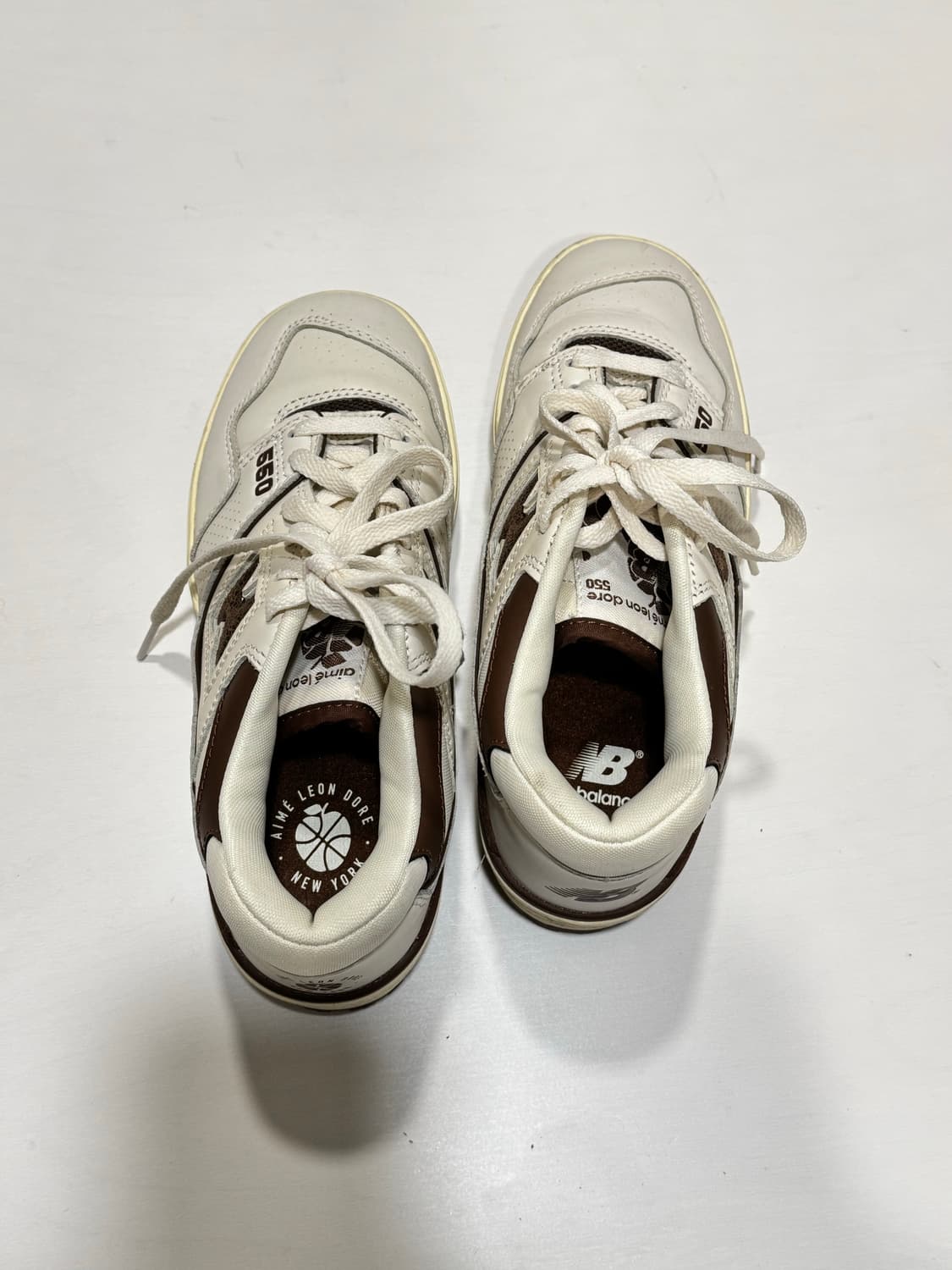 에임 레온도르 콜라보 뉴발란스 550 상품이미지1