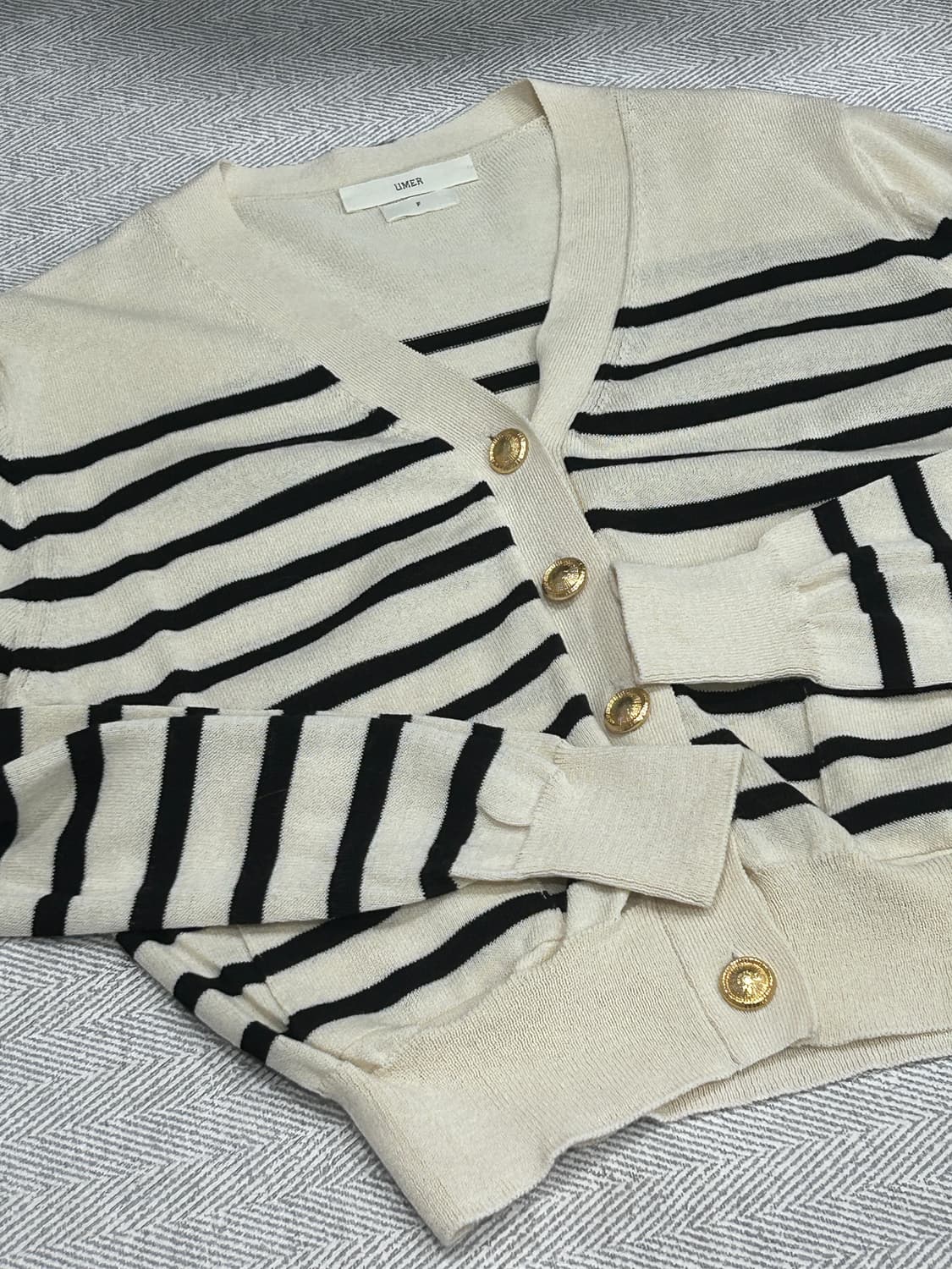 유메르 UMER 스트라이프 세미크롭 가디건 상품이미지2