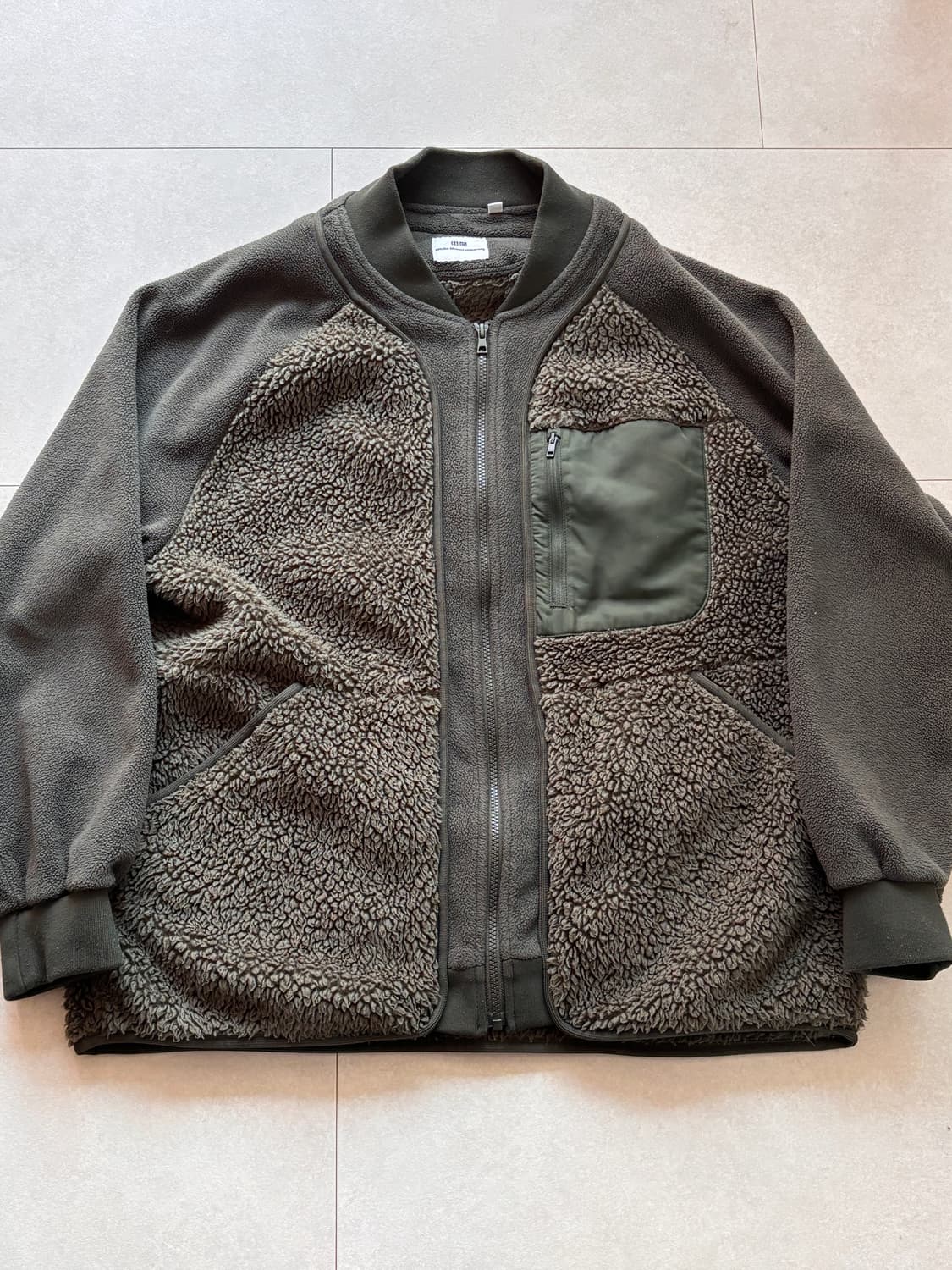 유니클로 x 화이트 마운티니어링 플리스 집업 / XL / 카키 상품이미지1