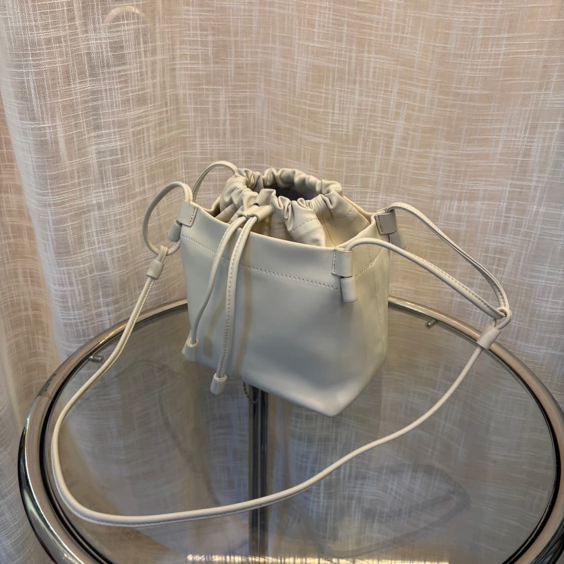 정품 호제 소가죽 버킷 크로스백     상품이미지3