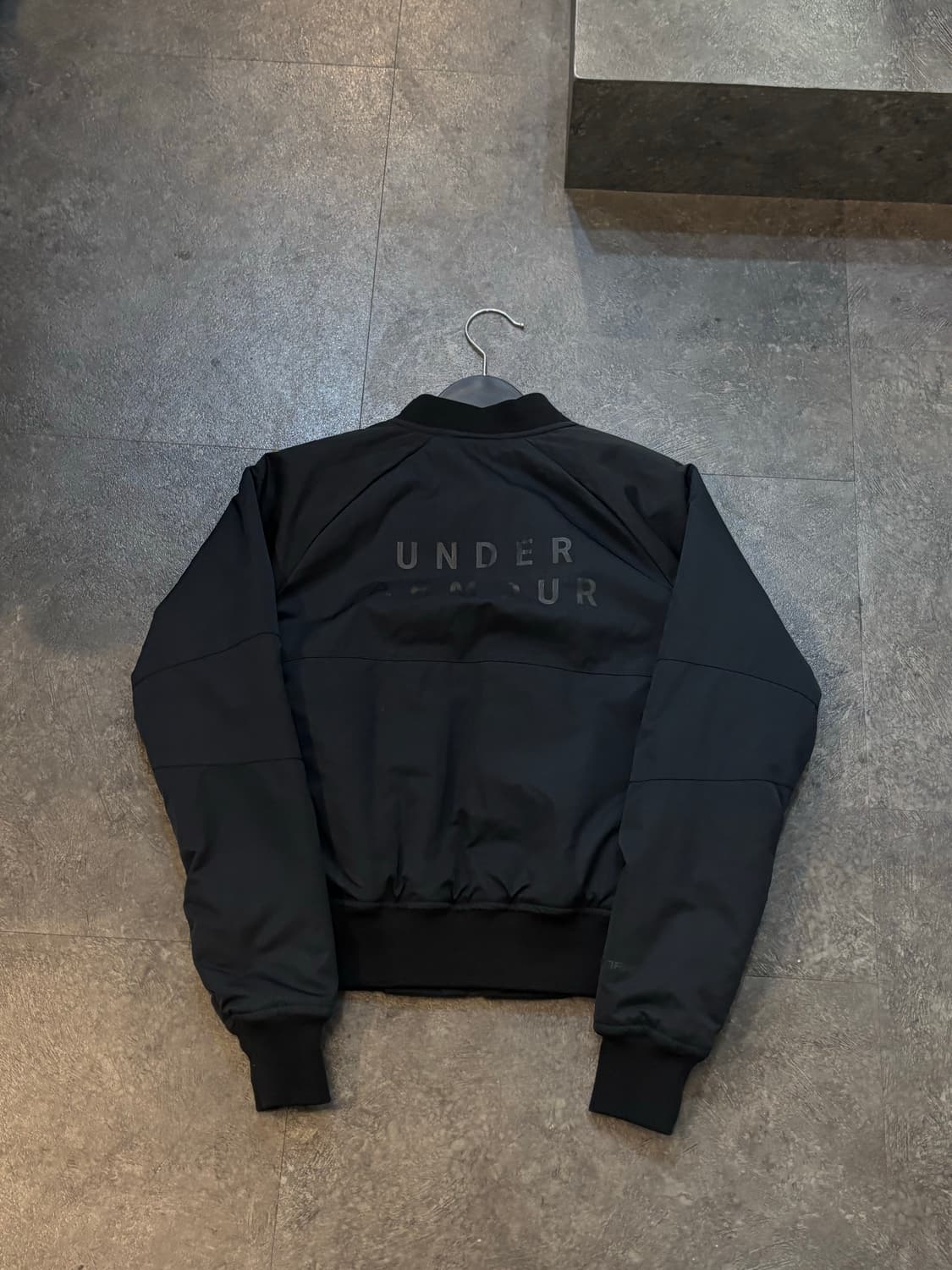 언더아머 여성 항공점퍼 자켓 S사이즈 상품이미지3