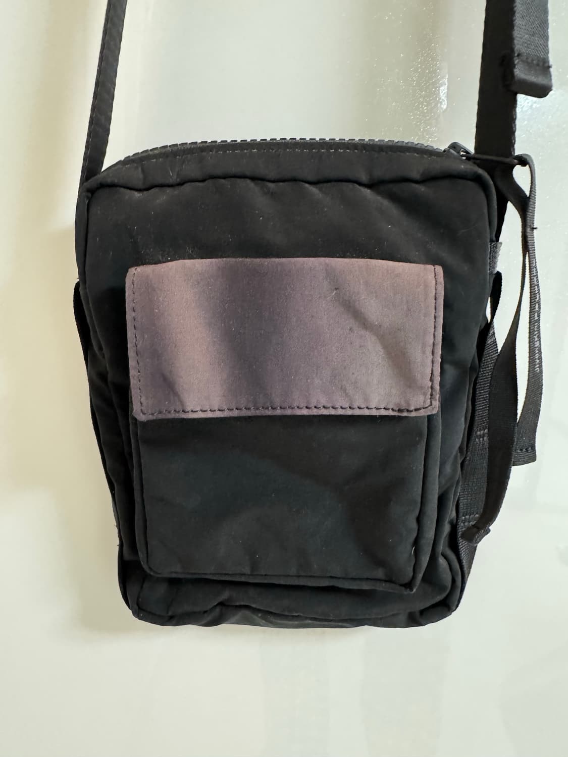 지용킴 아이즈 매서진 유틸리티 백 상품이미지3