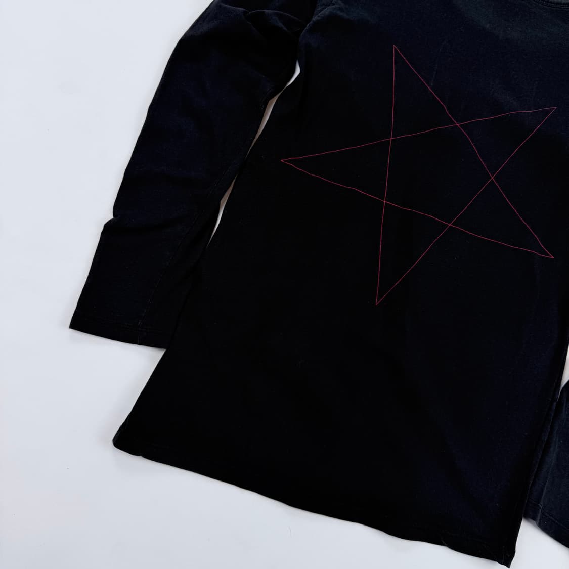 라드뮤지션 블랙 프린팅 롱슬리브 상품이미지10