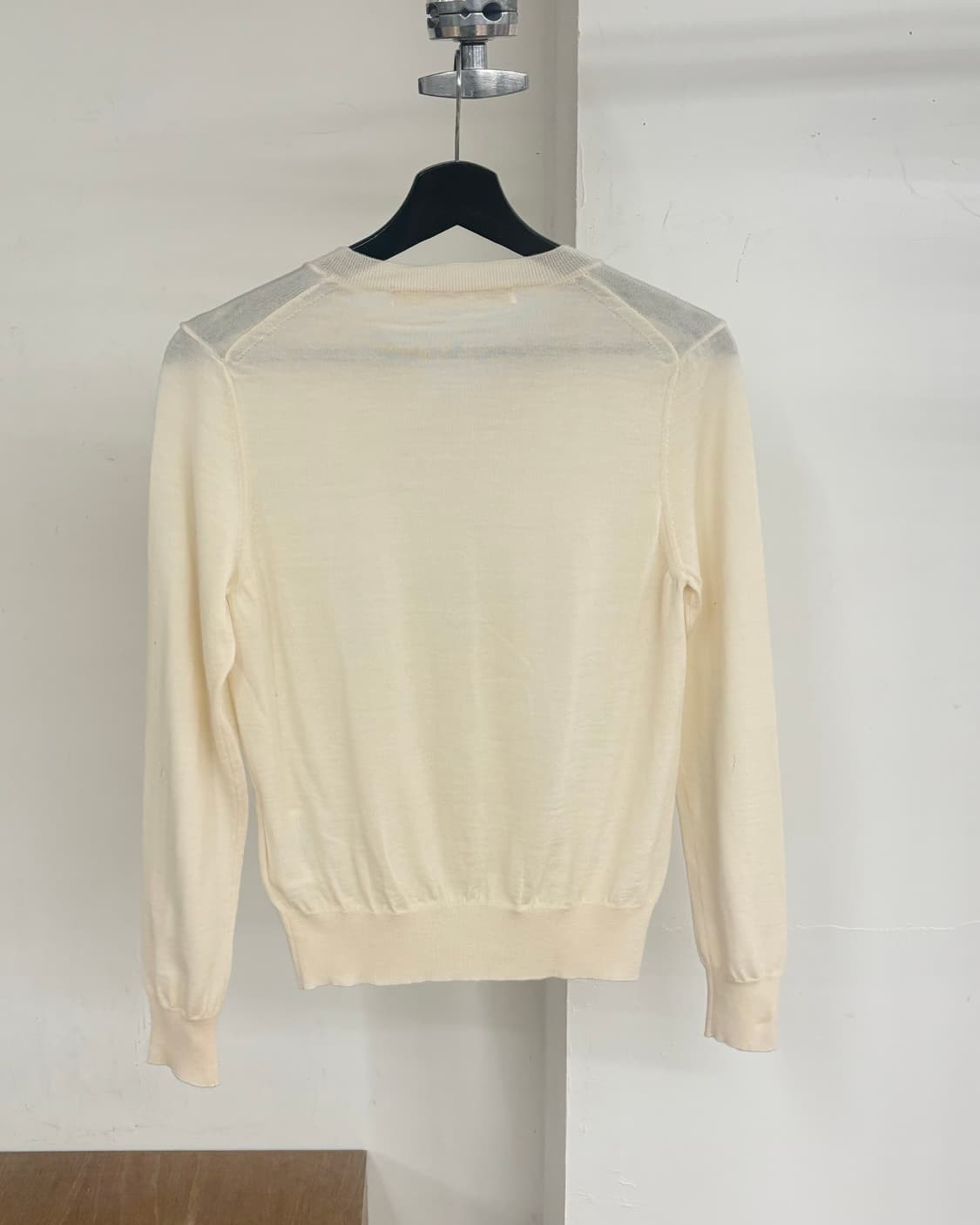 꼼데가르송 아이보리 브이넥 시스루 니트 상품이미지6