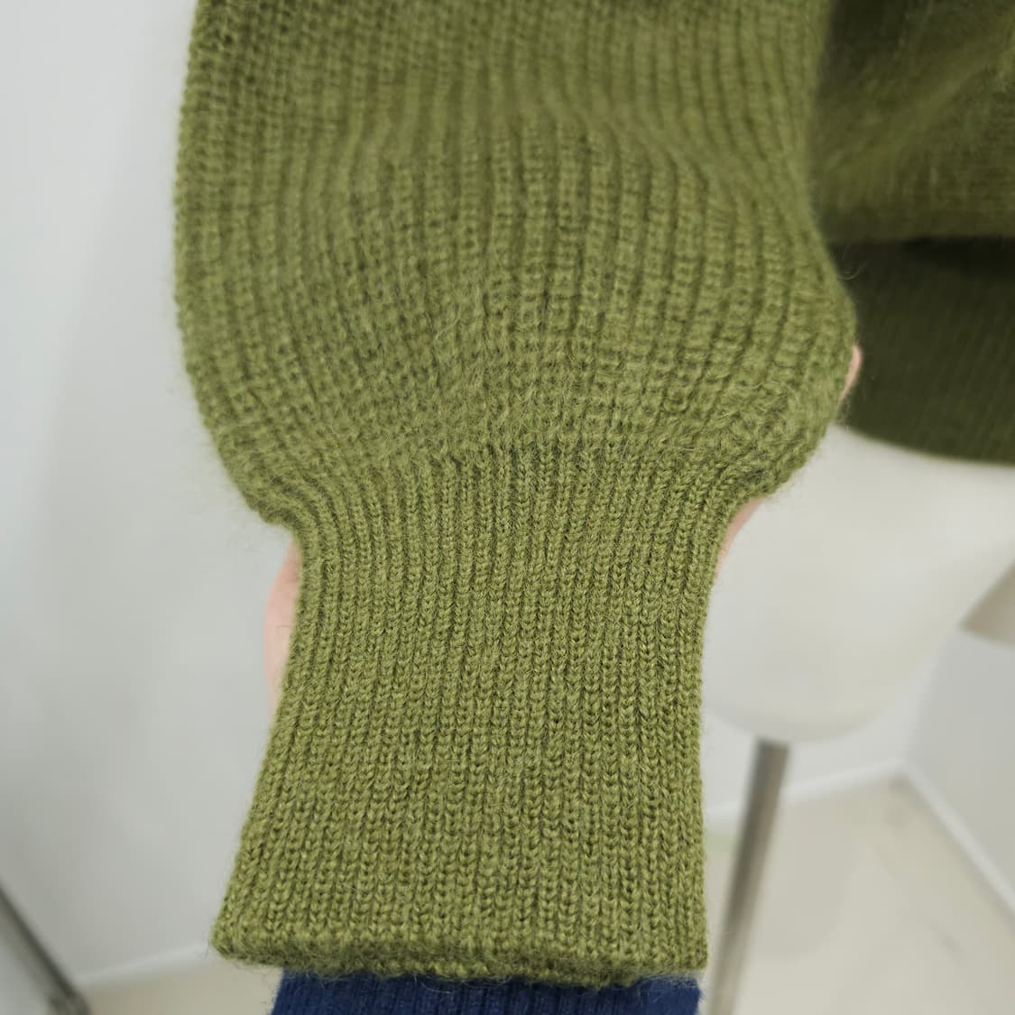 올리브그린 모헤어 다이아 패턴 자수니트 스웨터  상품이미지8