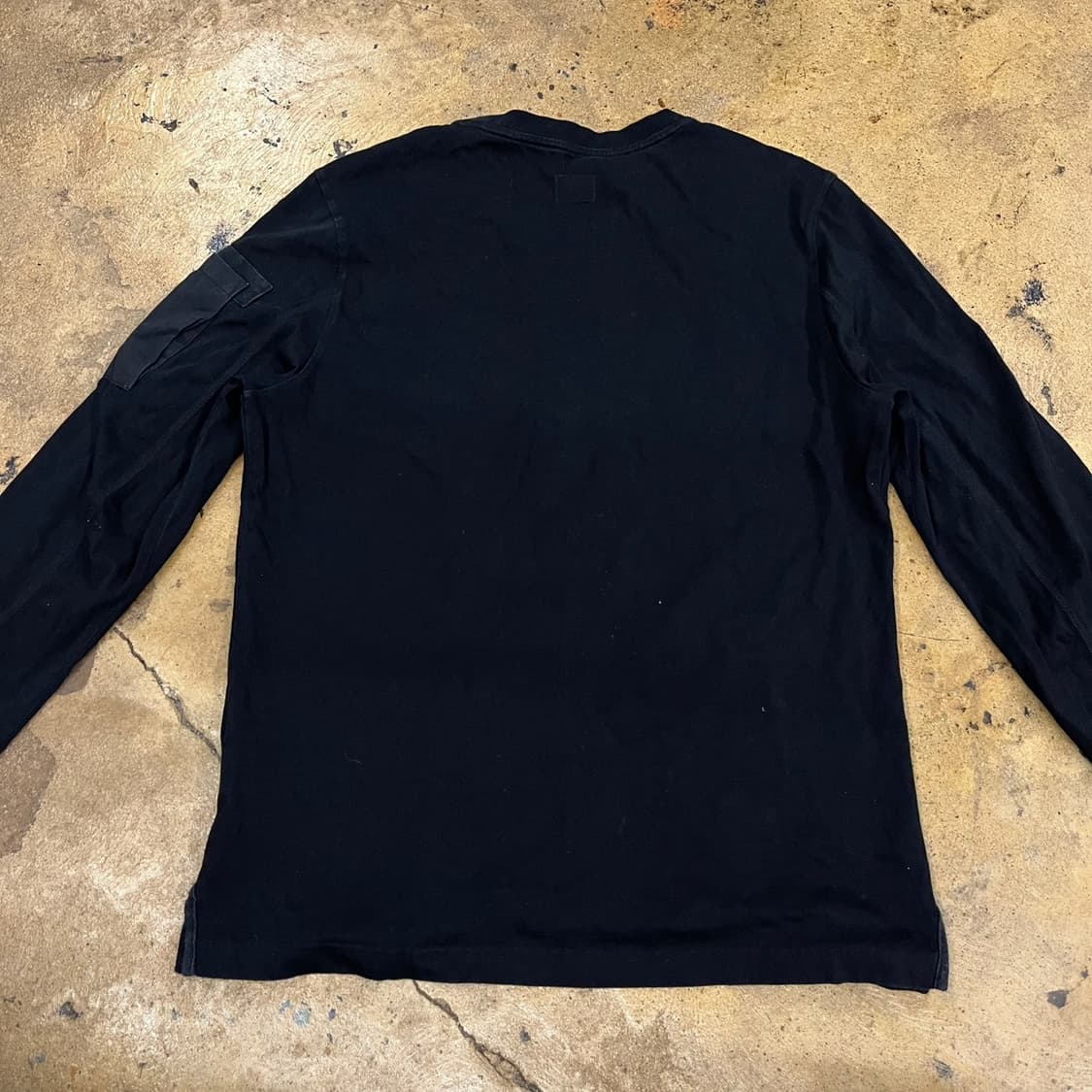 [정품/105] C.P. 컴퍼니 렌즈 와펜 롱슬리브 티셔츠 b16 상품이미지4